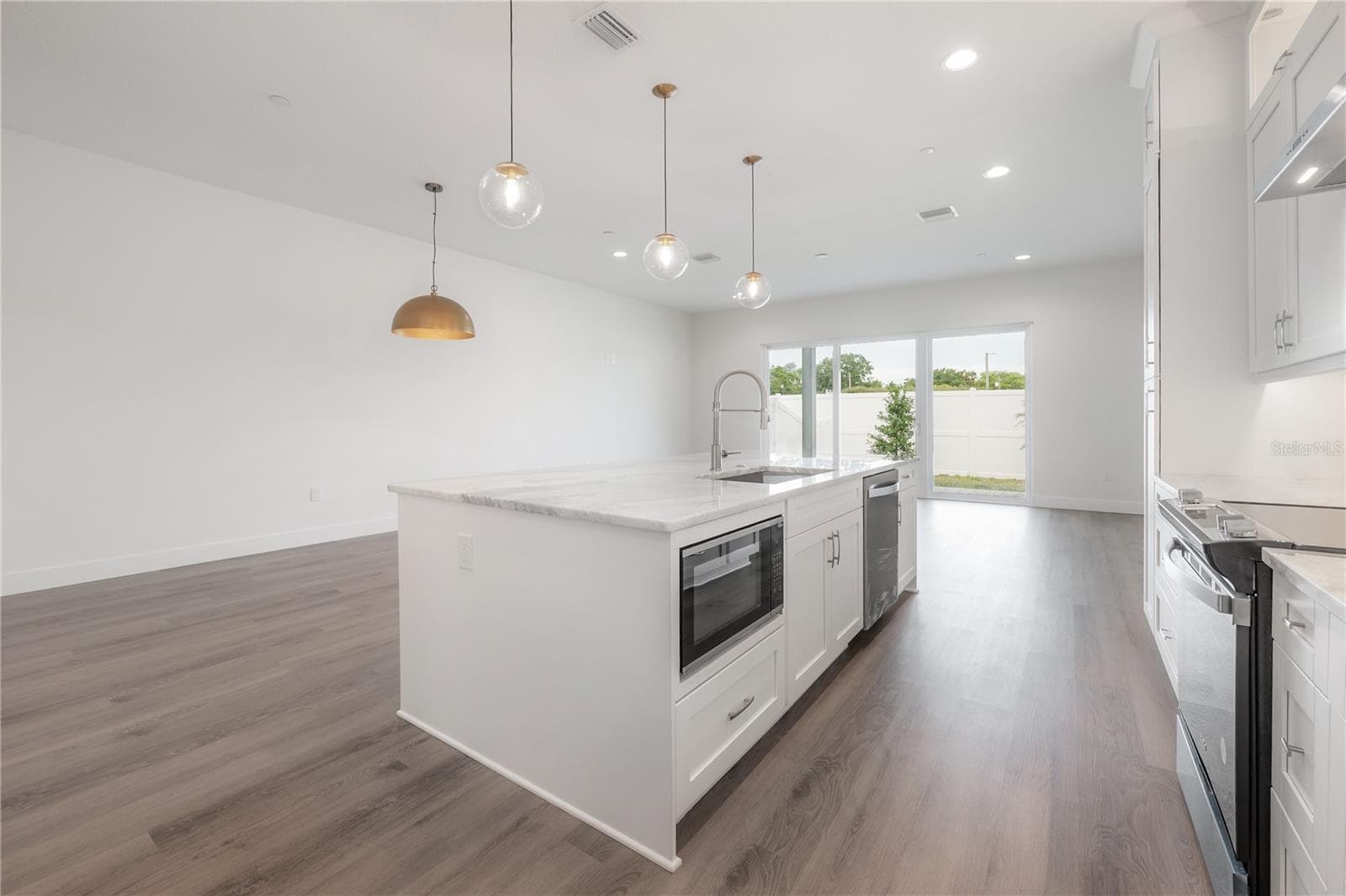 Townhouse at 5530 N 9TH ST #3, TAMPA, photo 13 of 71
