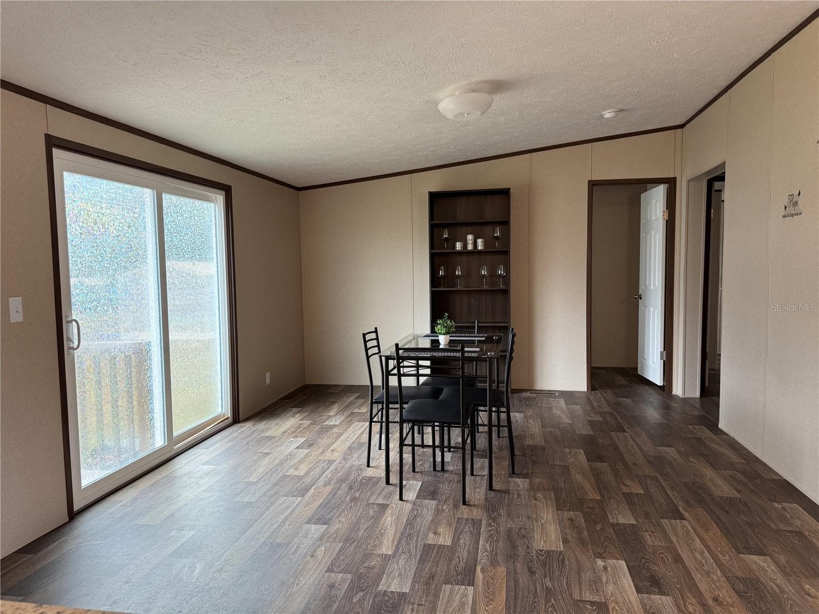 Manufactured Home at 18472 SE 58TH PL, OCKLAWAHA, photo 11 of 37