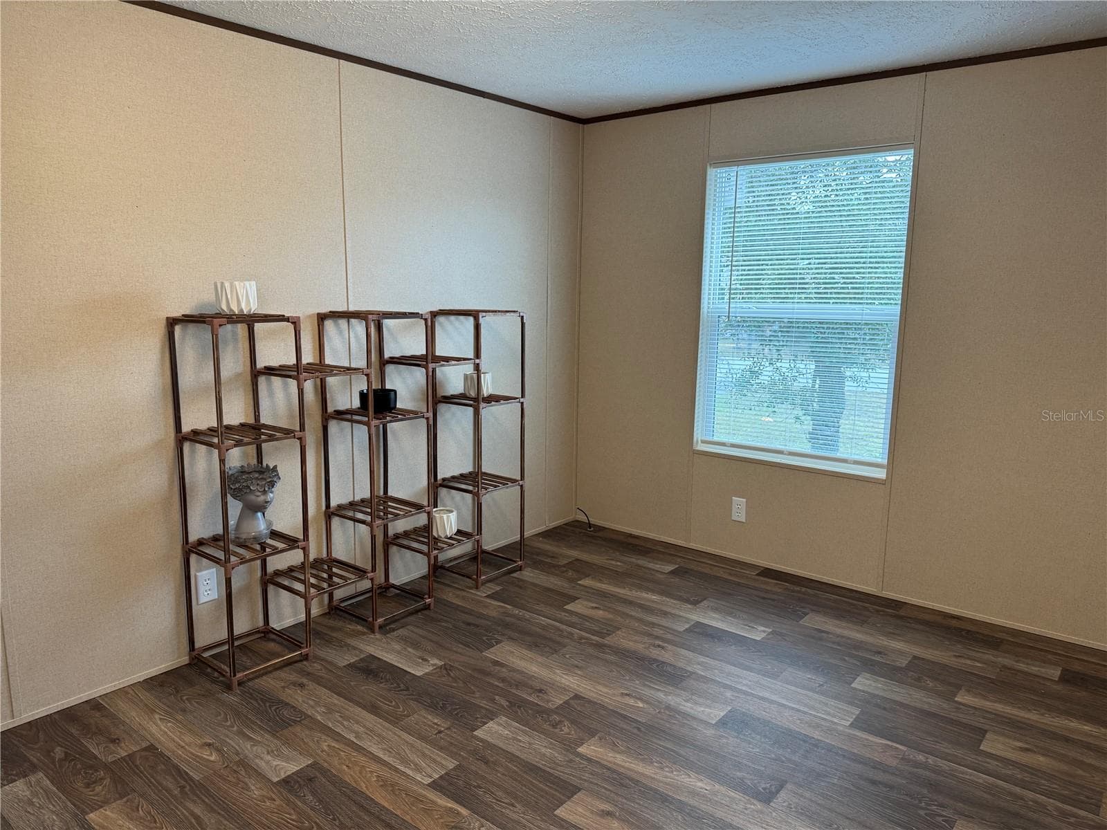 Manufactured Home at 18472 SE 58TH PL, OCKLAWAHA, photo 16 of 37
