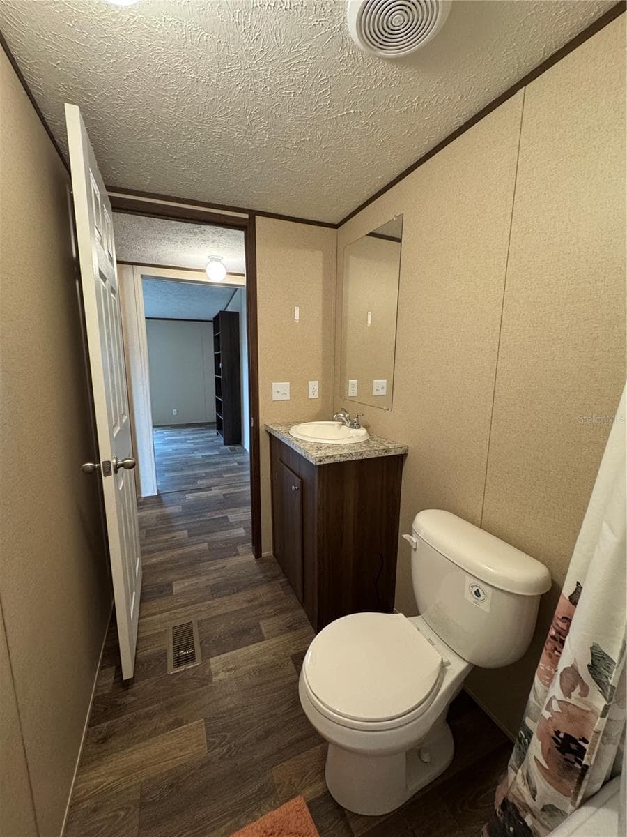 Manufactured Home at 18472 SE 58TH PL, OCKLAWAHA, photo 21 of 37