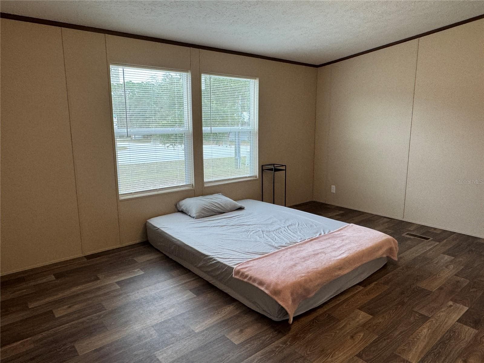 Manufactured Home at 18472 SE 58TH PL, OCKLAWAHA, photo 24 of 37