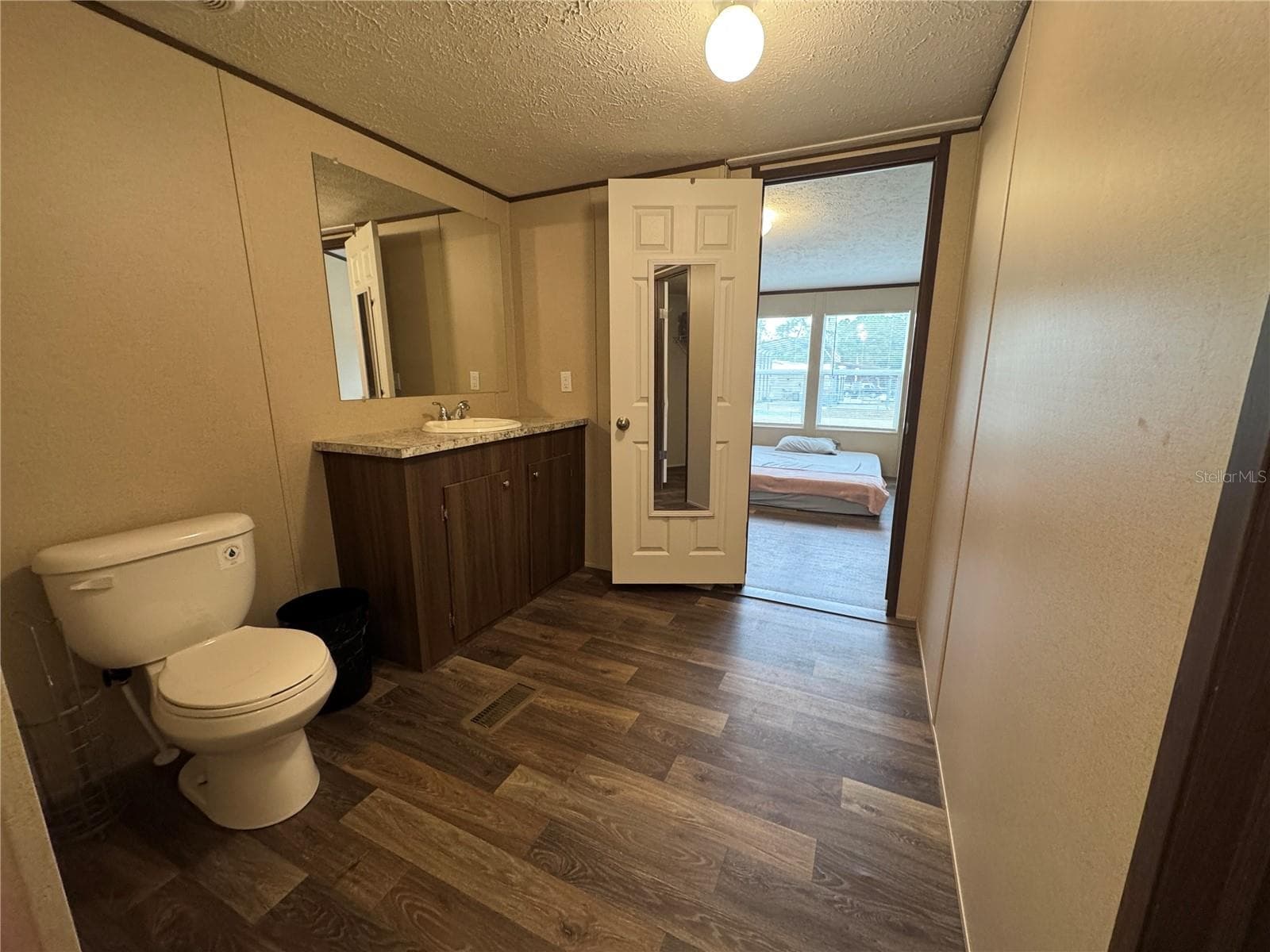 Manufactured Home at 18472 SE 58TH PL, OCKLAWAHA, photo 25 of 37