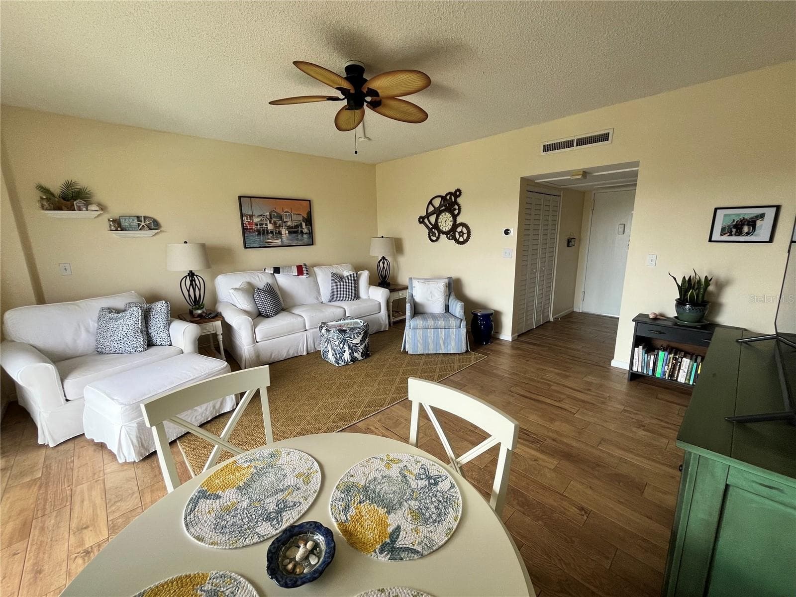 Condominium at 880 MANDALAY AVE #S806, CLEARWATER BEACH, photo 9 of 61