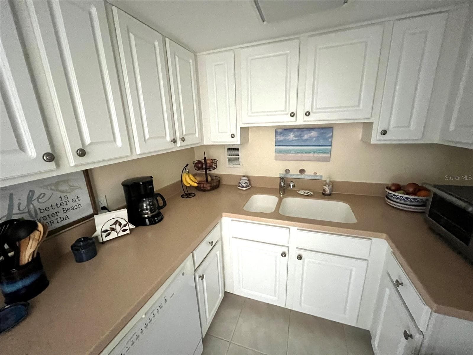 Condominium at 880 MANDALAY AVE #S806, CLEARWATER BEACH, photo 28 of 61