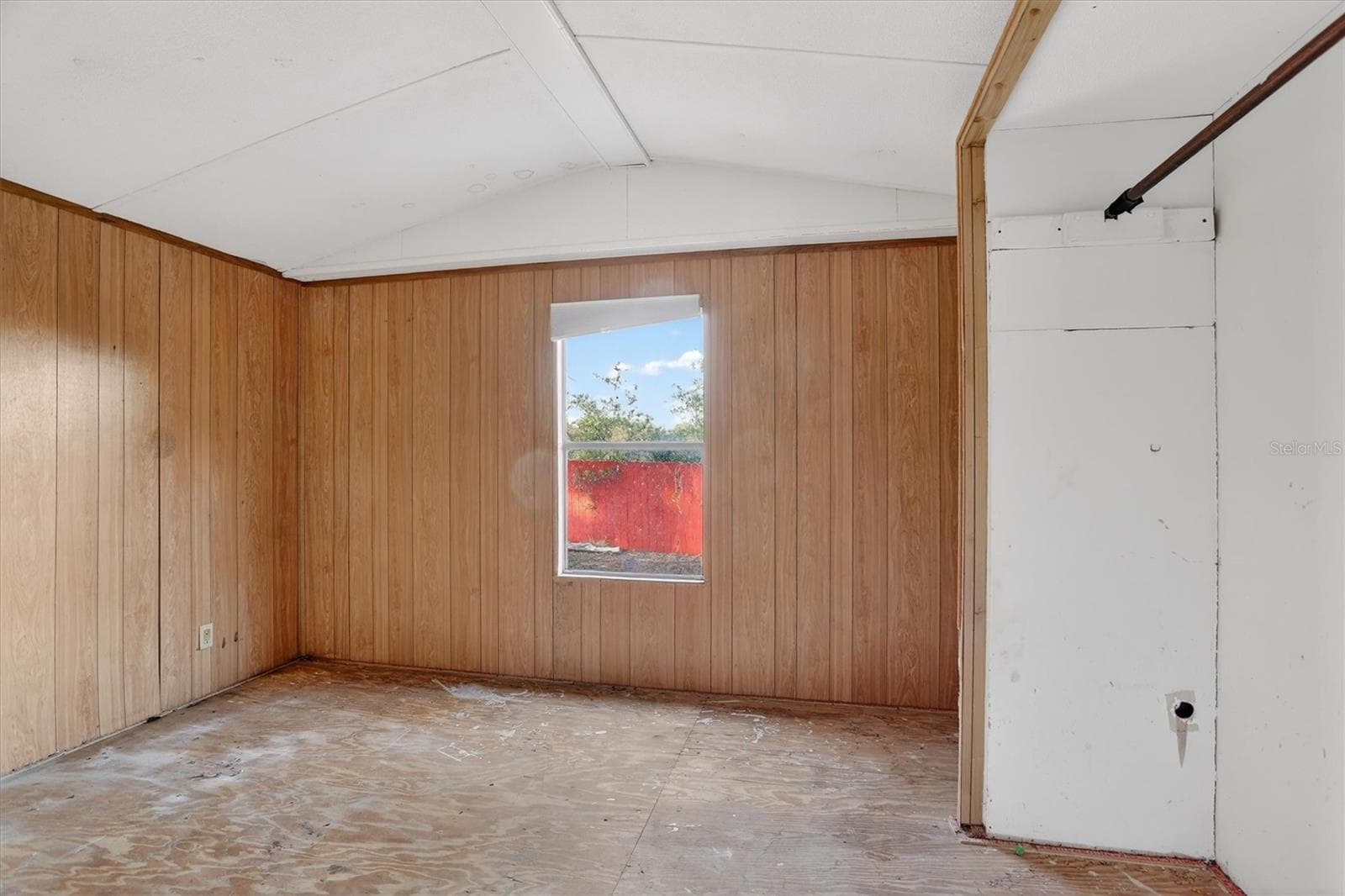 Manufactured Home at 18441 RIGSBY RD, SPRING HILL, photo 17 of 23