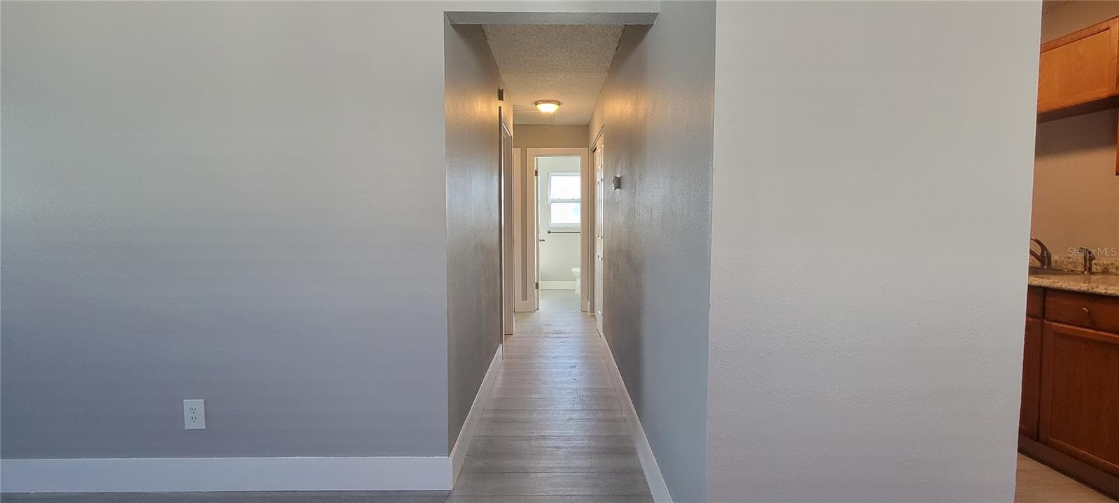 Duplex at 6627 S WEST SHORE BLVD, TAMPA, photo 7 of 22