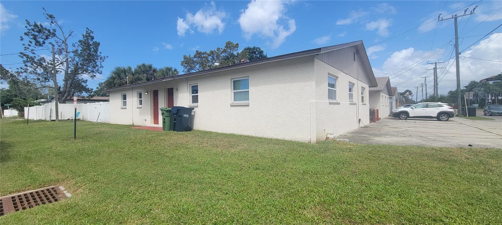 Duplex at 6627 S WEST SHORE BLVD, TAMPA, photo 11 of 22