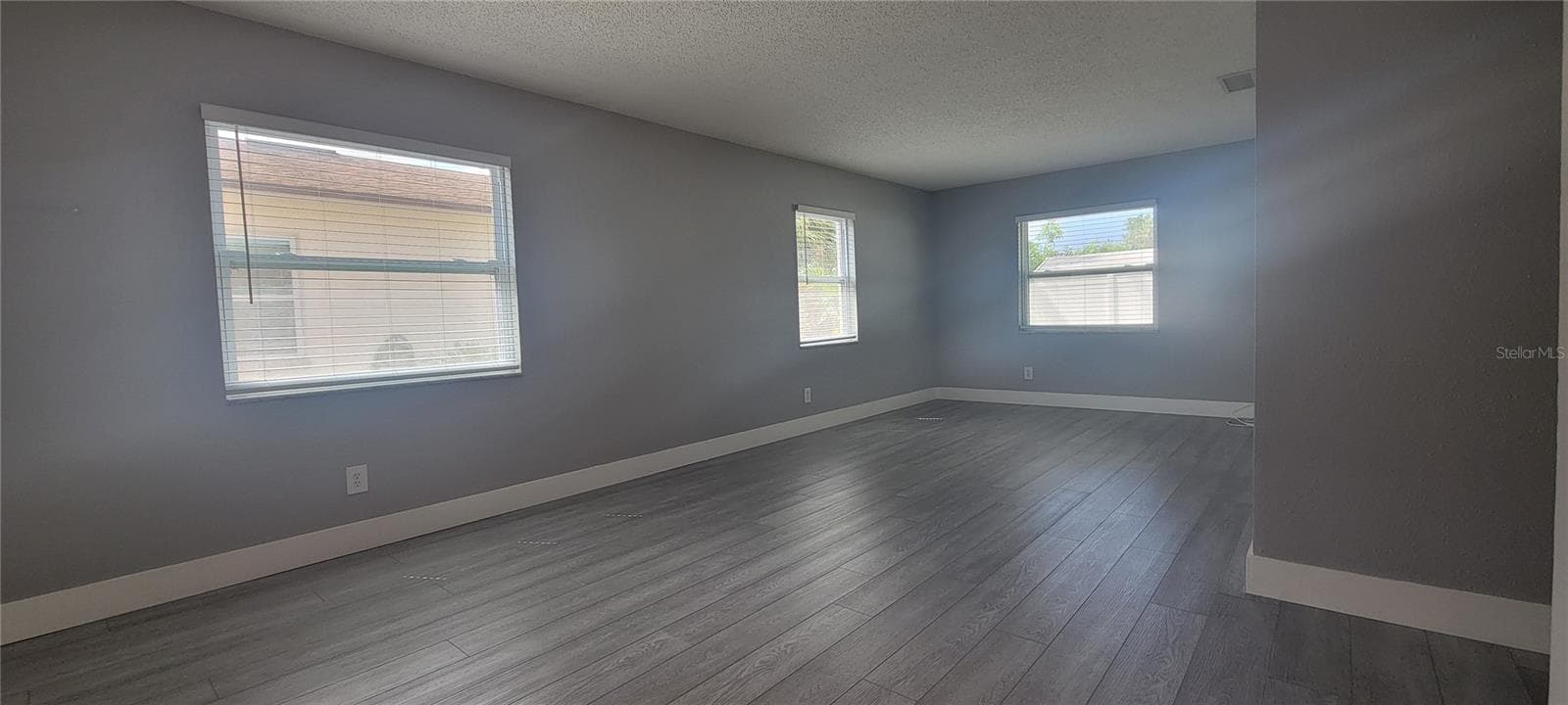 Duplex at 6625 S WEST SHORE BLVD, TAMPA, photo 3 of 23
