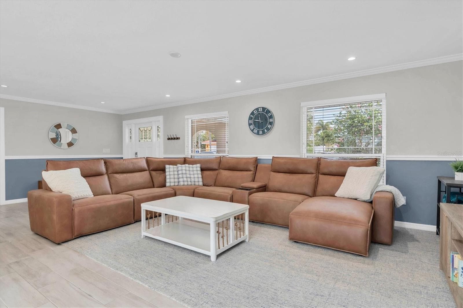 Great Room - 4200 46TH AVE S, ST PETERSBURG