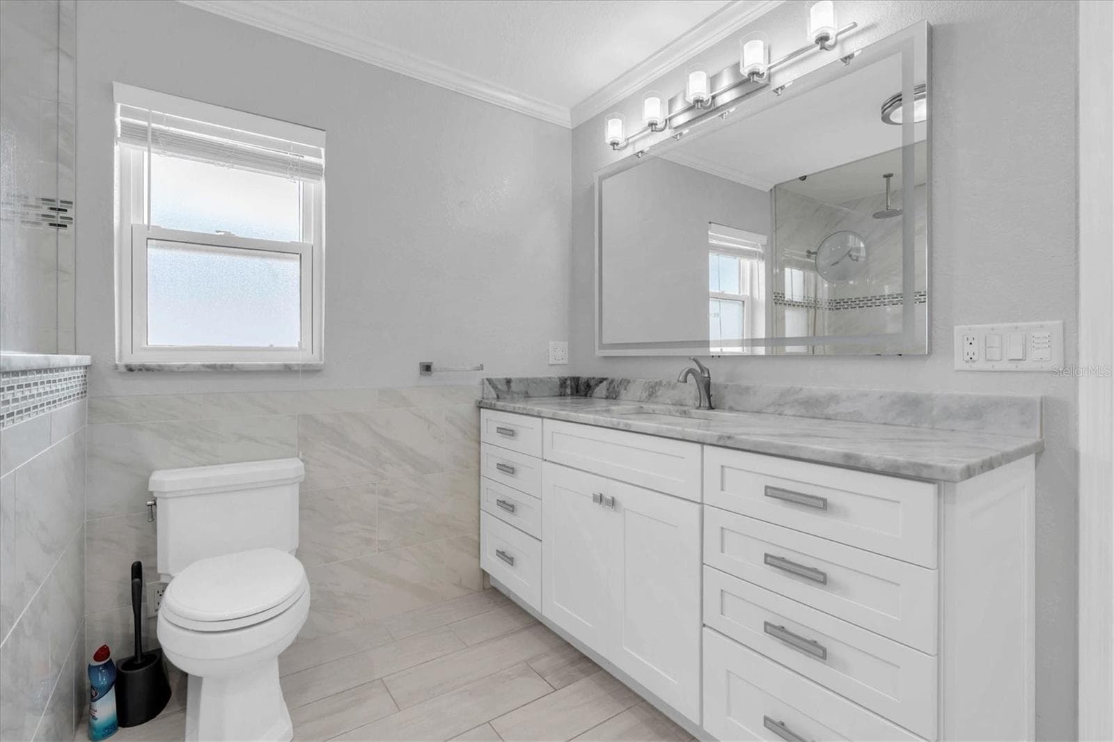 Primary ensuite bath - 4200 46TH AVE S, ST PETERSBURG