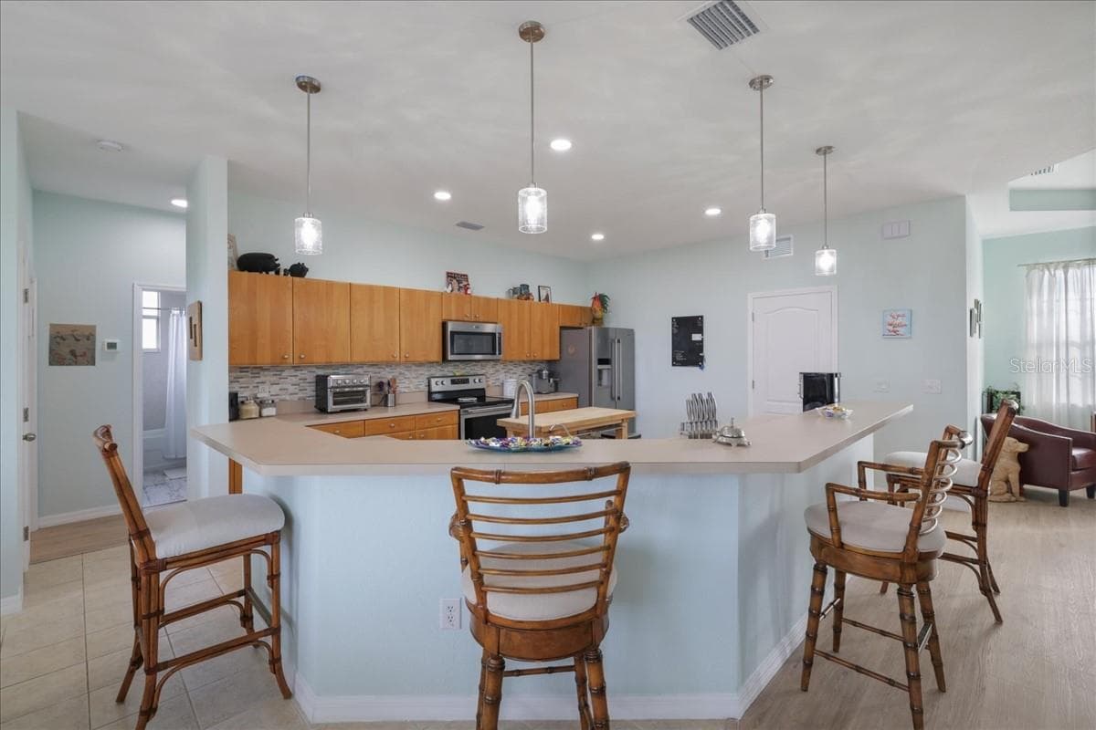 Single Family Residence at 8 ABAFT PL, PLACIDA, photo 8 of 45