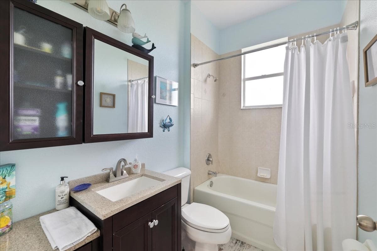 Single Family Residence at 8 ABAFT PL, PLACIDA, photo 21 of 45