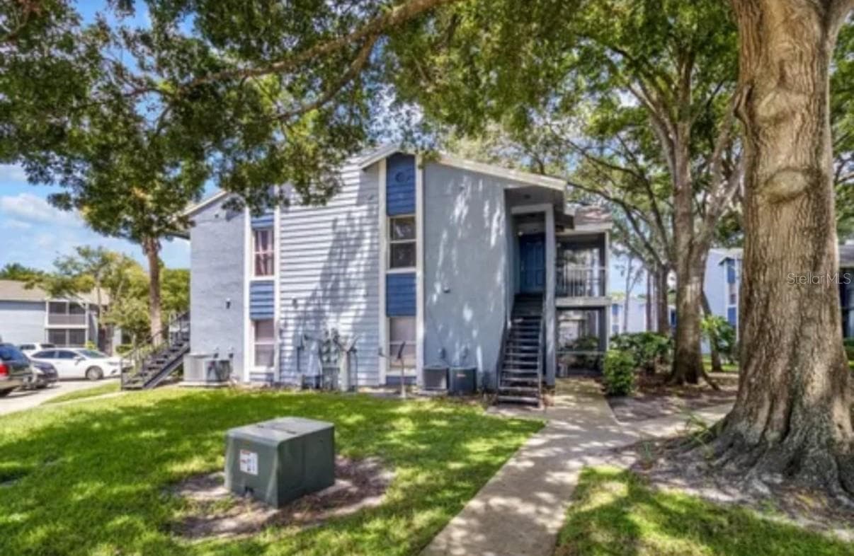 Condominium at 3827 BAY CLUB CIR #204, KISSIMMEE, photo 19 of 28