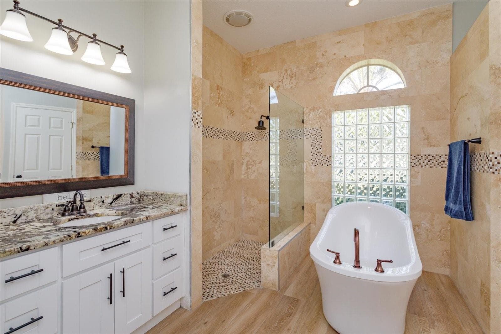 Master bath - 5341 FAWN WOODS CT, SANFORD