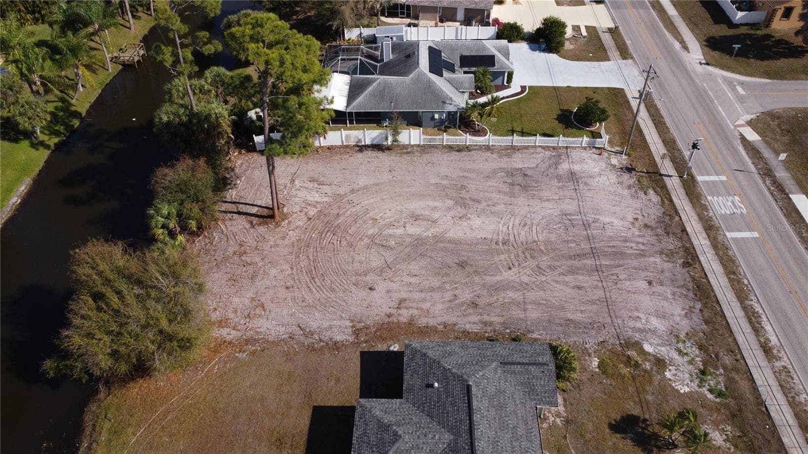 23326 PEACHLAND BLVD