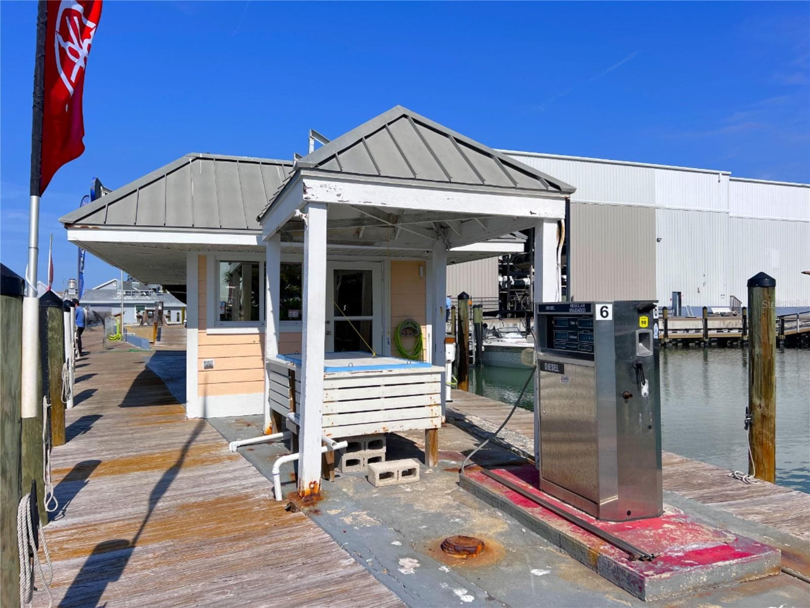 Dock-Rackominium at 100 CIRCUIT RD #N18, NOKOMIS, photo 8 of 21