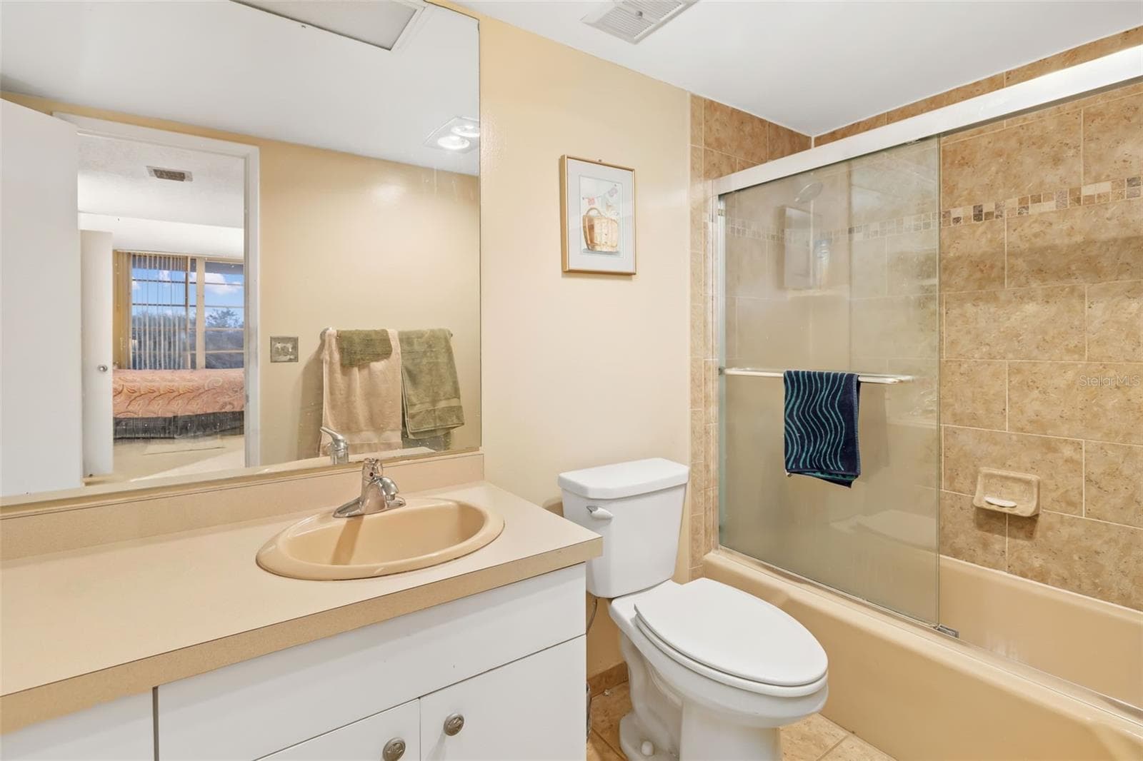 Condominium at 7461 W COUNTRY CLUB DR #404, SARASOTA, photo 25 of 48