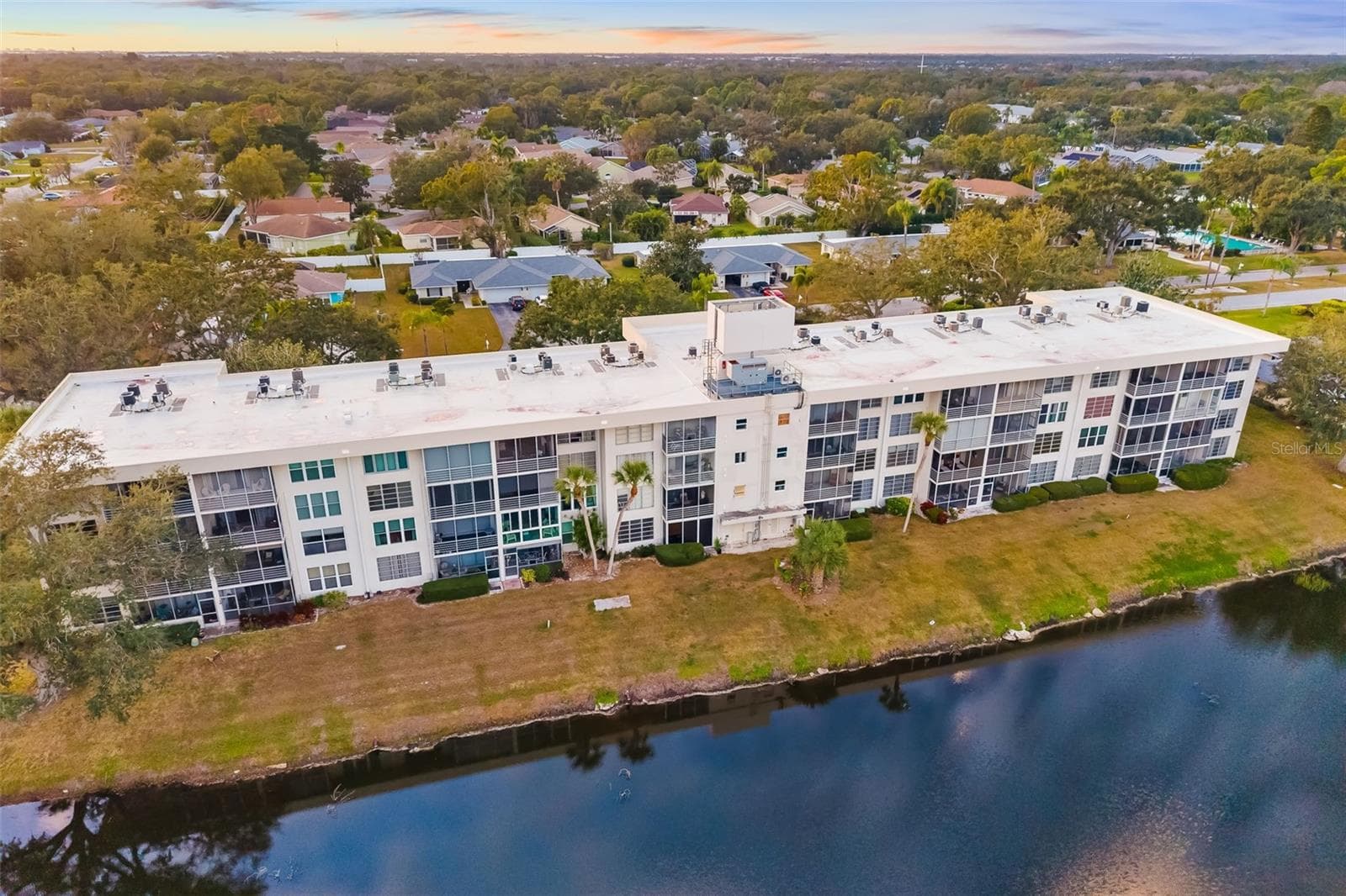 Condominium at 7461 W COUNTRY CLUB DR #404, SARASOTA, photo 34 of 48