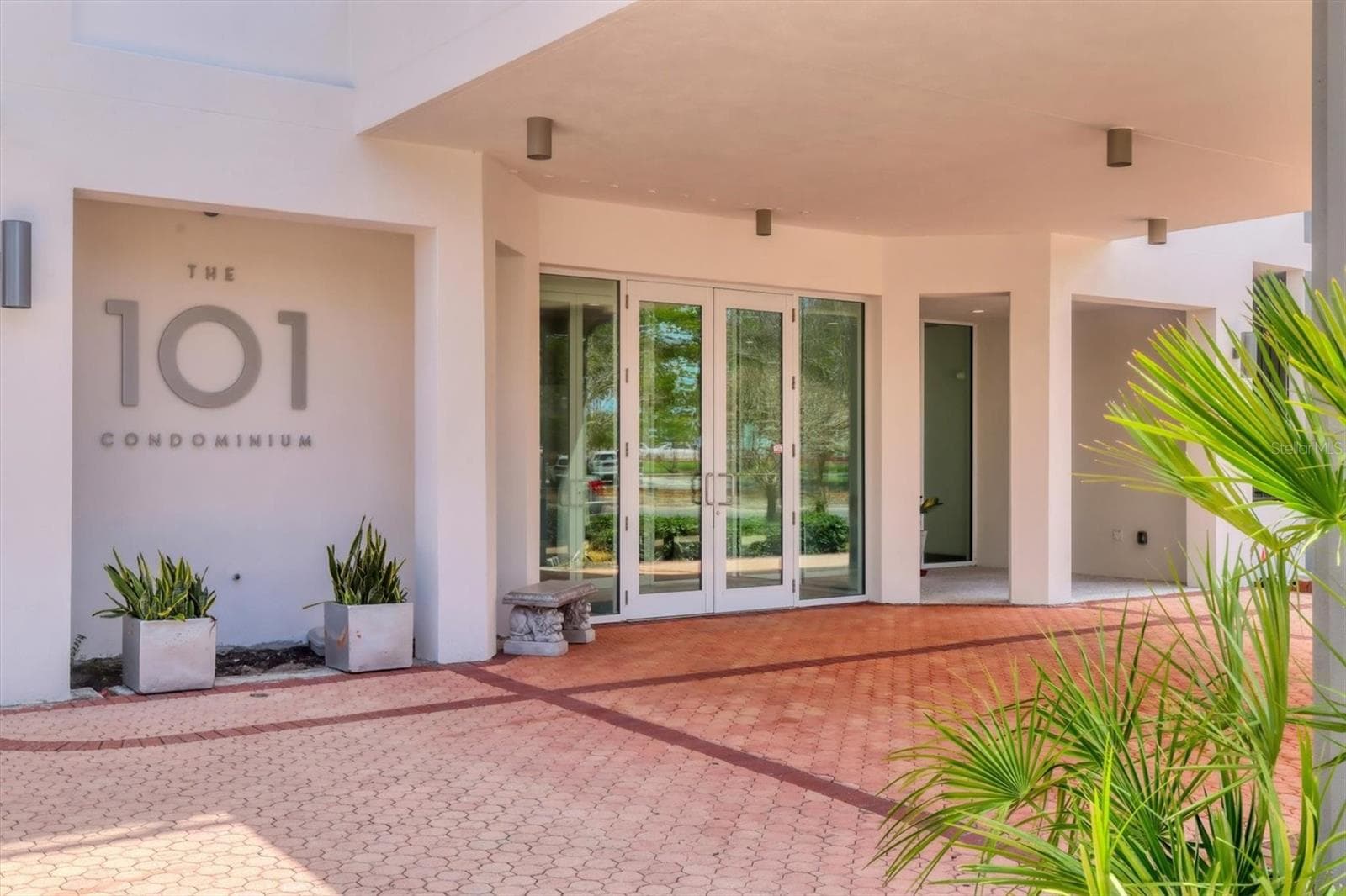 Condominium at 101 S GULFSTREAM AVE #15E, SARASOTA, photo 35 of 53