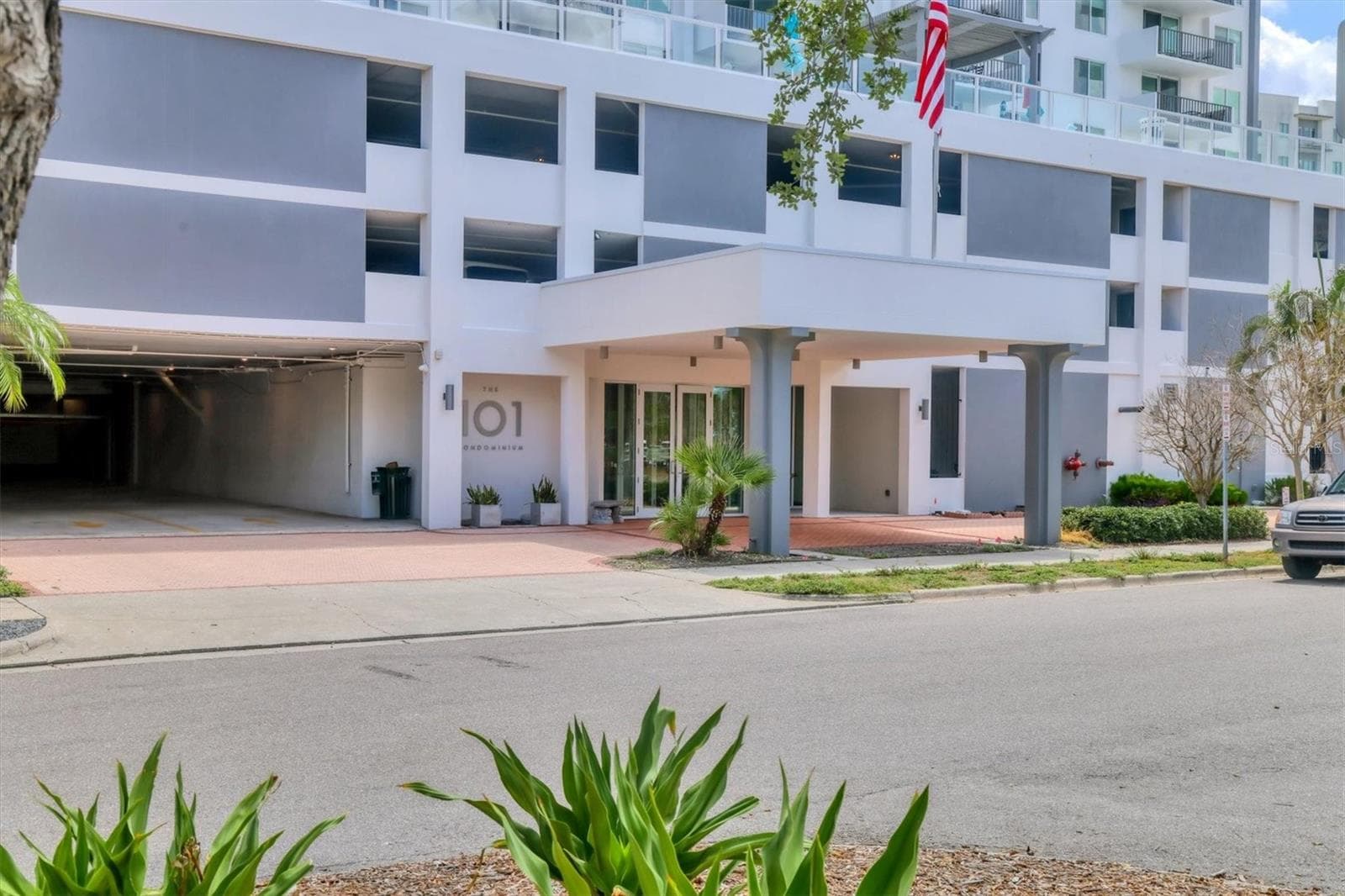 Condominium at 101 S GULFSTREAM AVE #15E, SARASOTA, photo 42 of 53