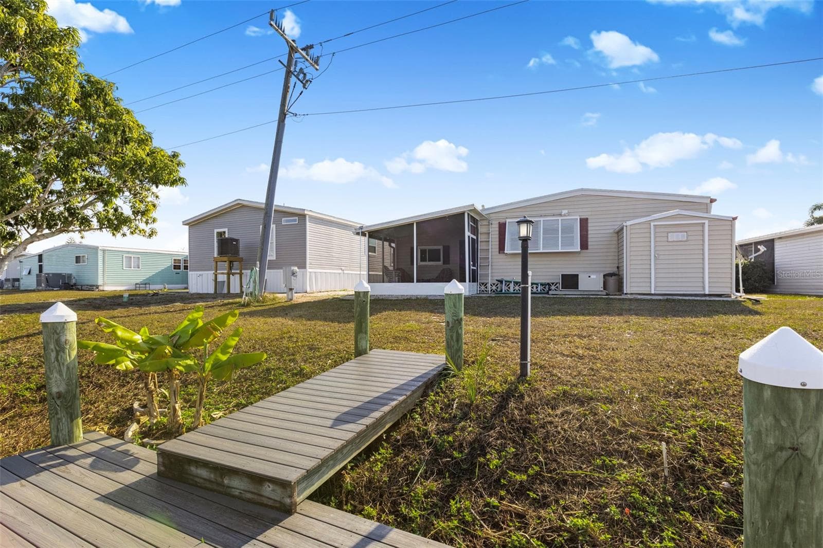 Manufactured Home at 320 LA COSTA, NORTH PORT, photo 29 of 75