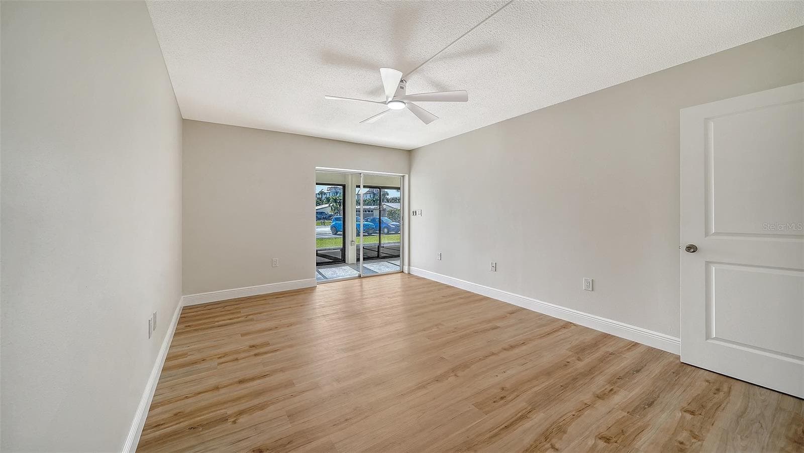 New remote controlled ceiling fan. - 101 WHISPERING SANDS DR #107, SARASOTA