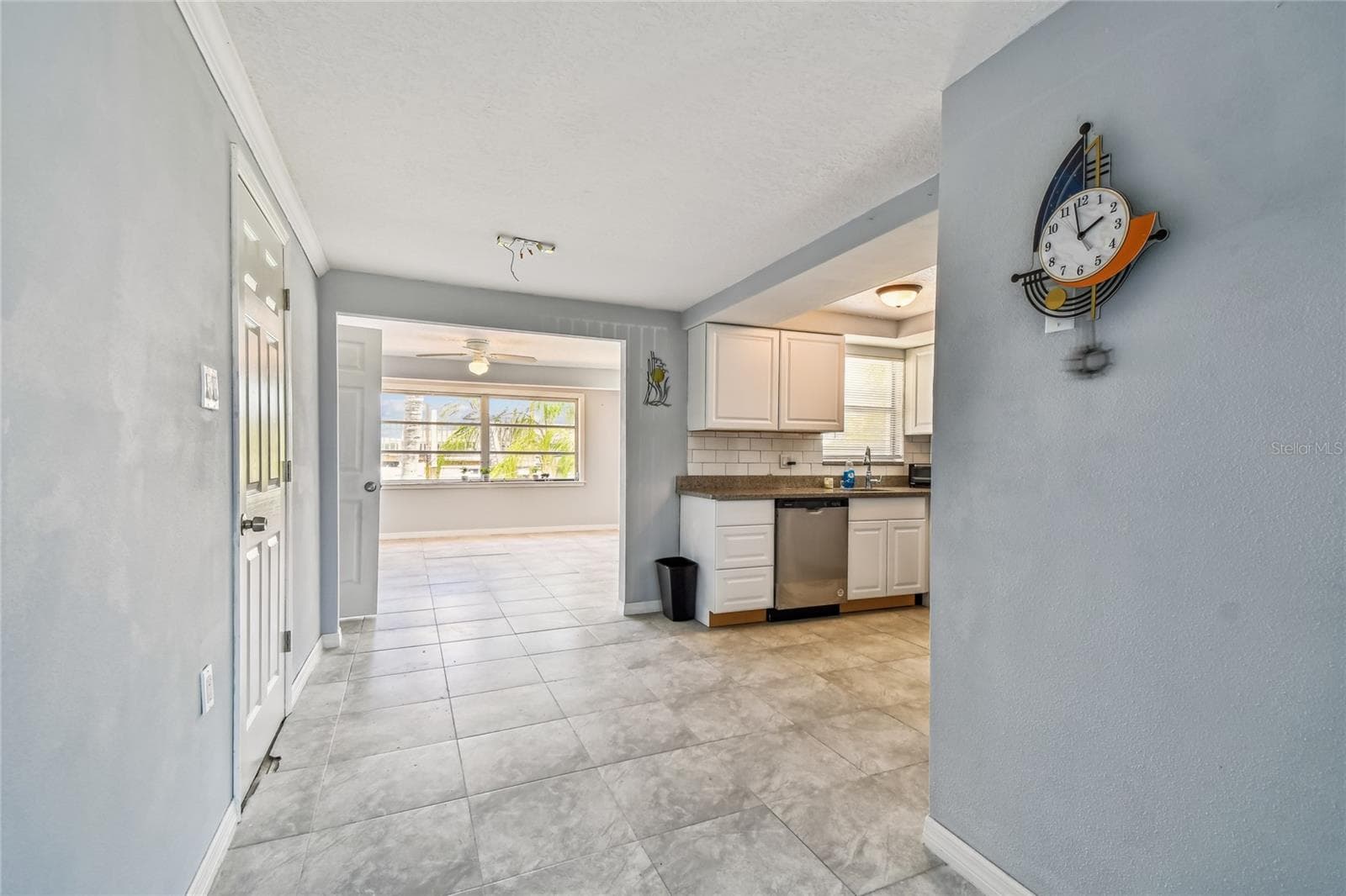 Single Family Residence at 13606 ALLYN DR, HUDSON, photo 9 of 47