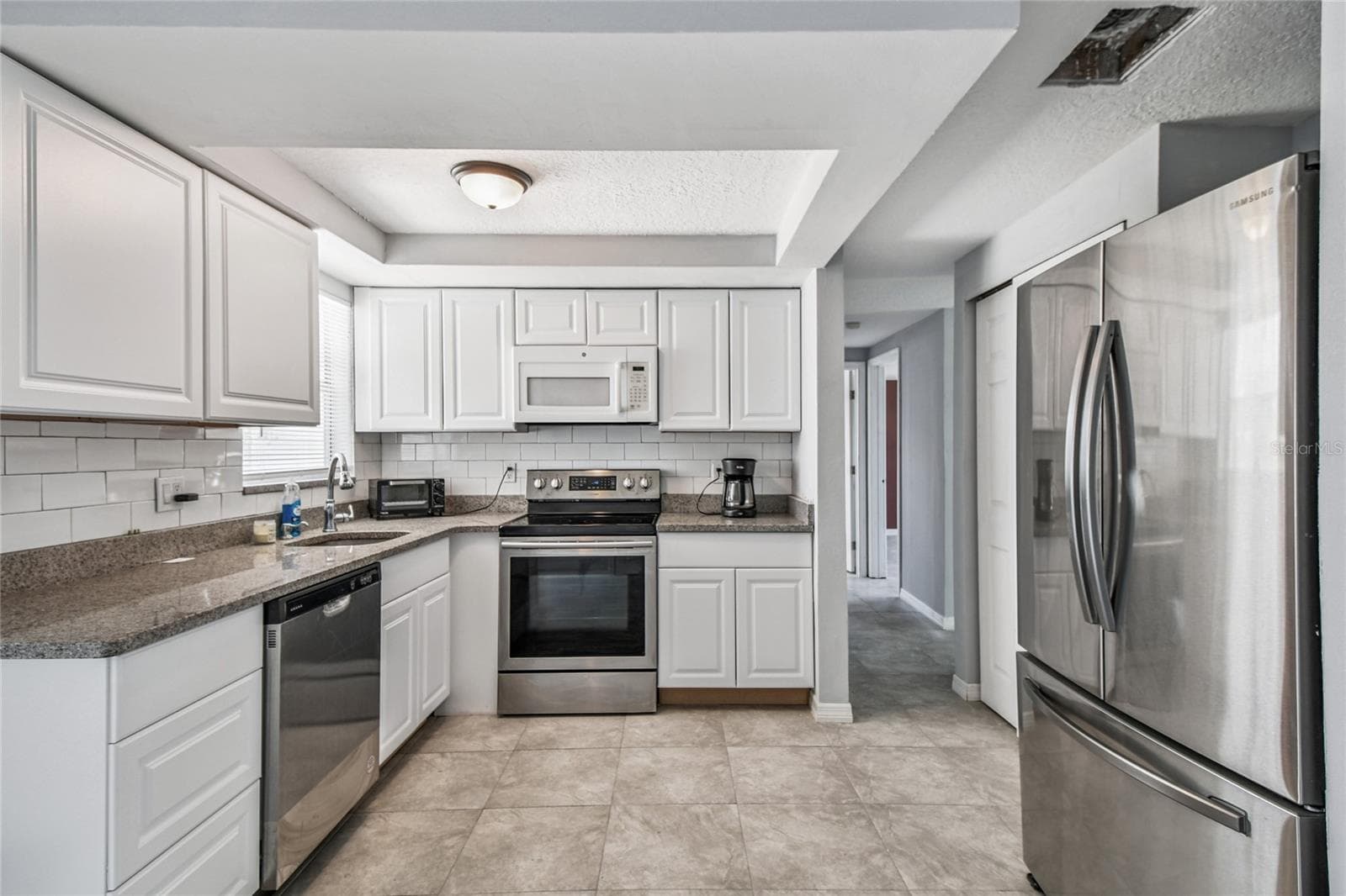 Single Family Residence at 13606 ALLYN DR, HUDSON, photo 14 of 47