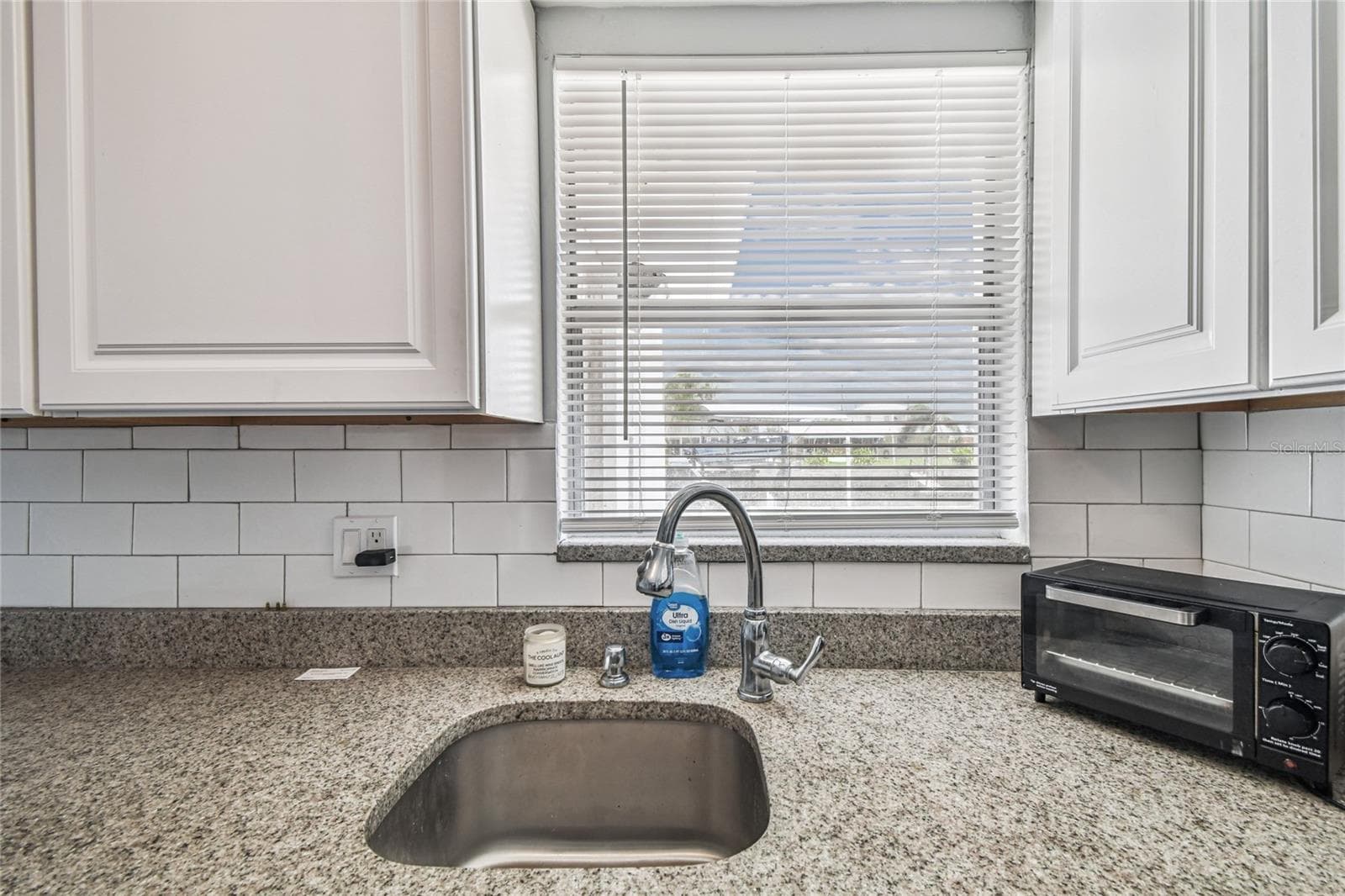 Single Family Residence at 13606 ALLYN DR, HUDSON, photo 19 of 47