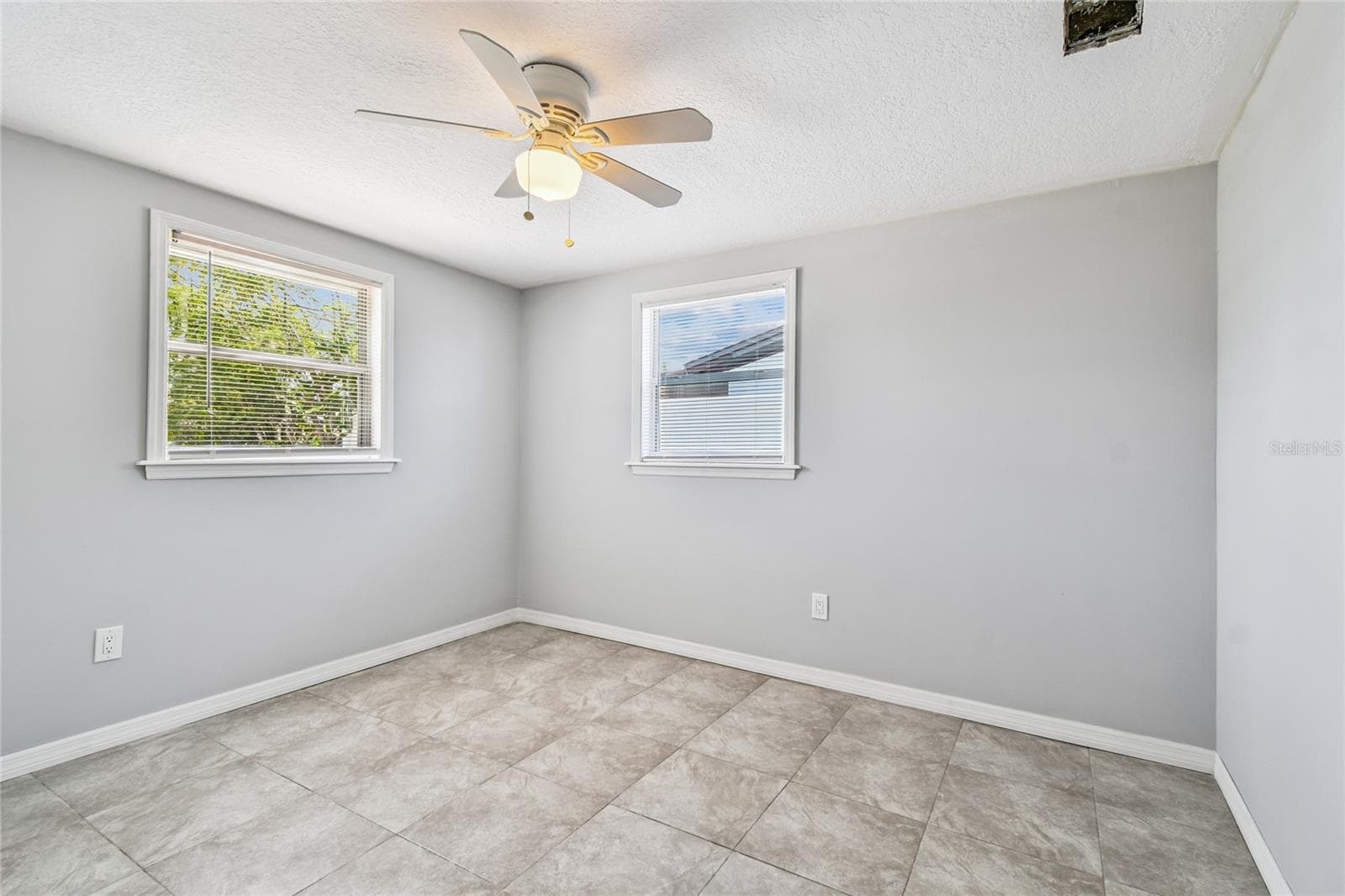 Single Family Residence at 13606 ALLYN DR, HUDSON, photo 23 of 47