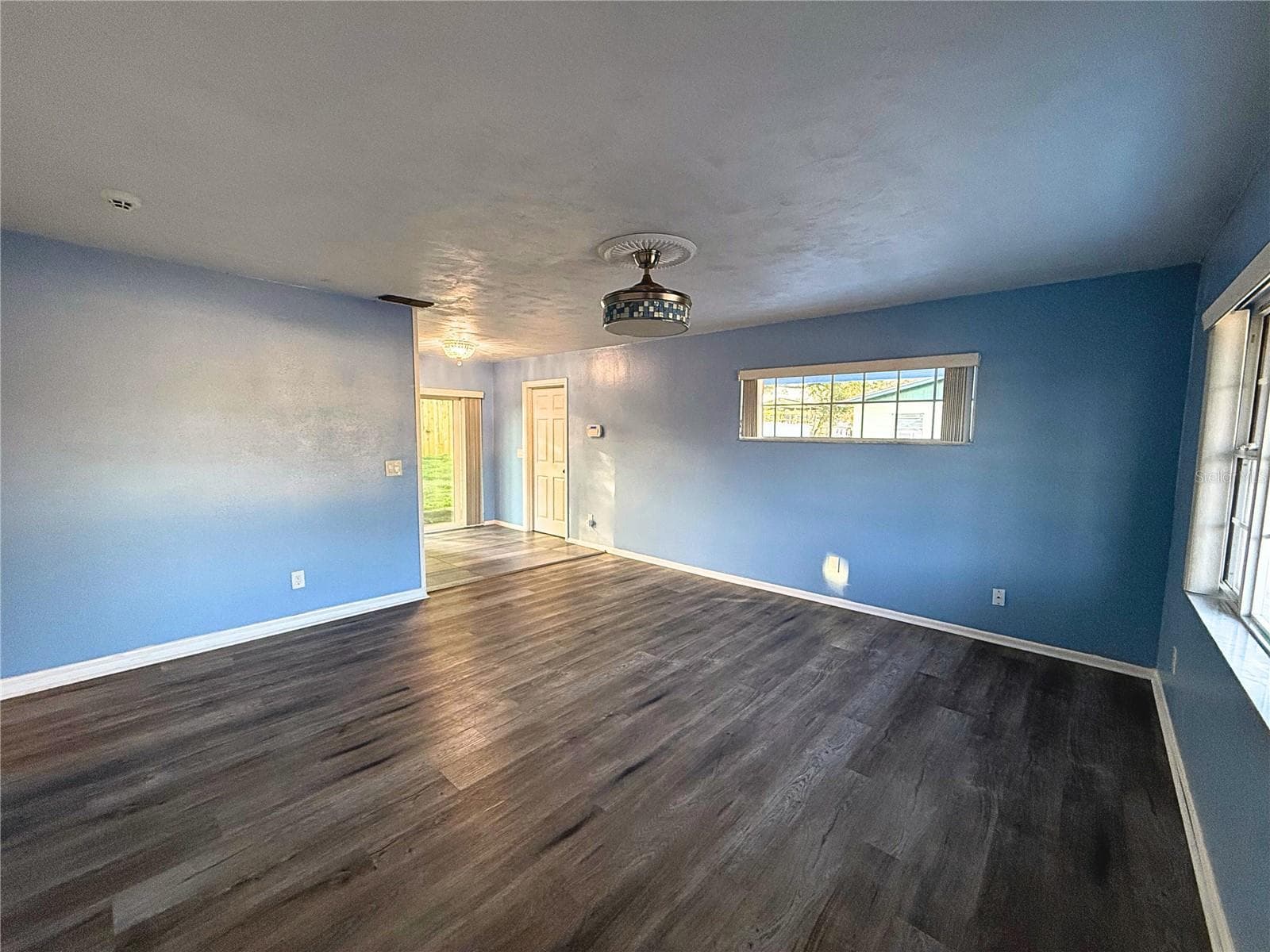 Living/Dining Room - 926 EVERETT ST, LAKE ALFRED