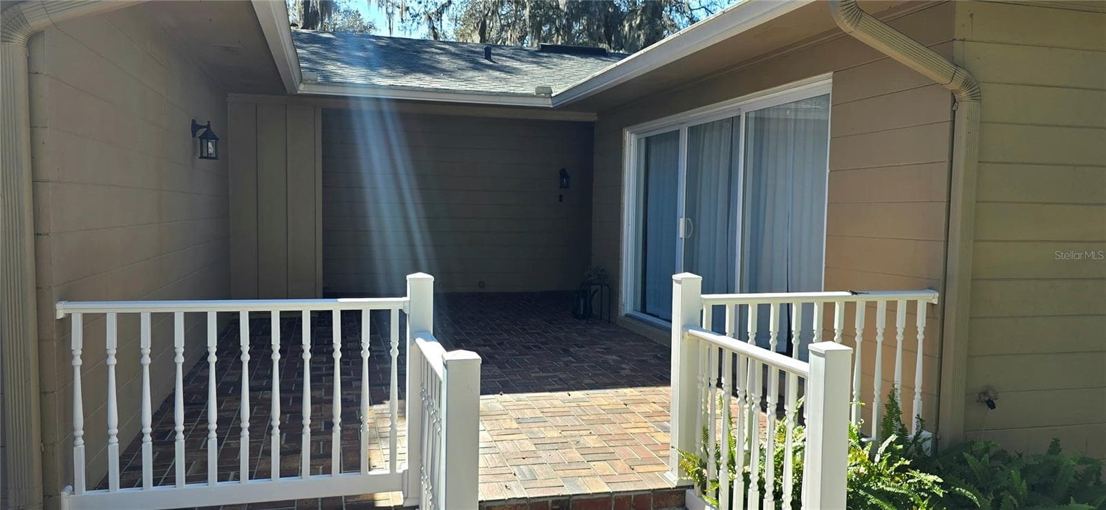 Front Patio Main Entrance - 34041 HIGHLAND RD, LEESBURG