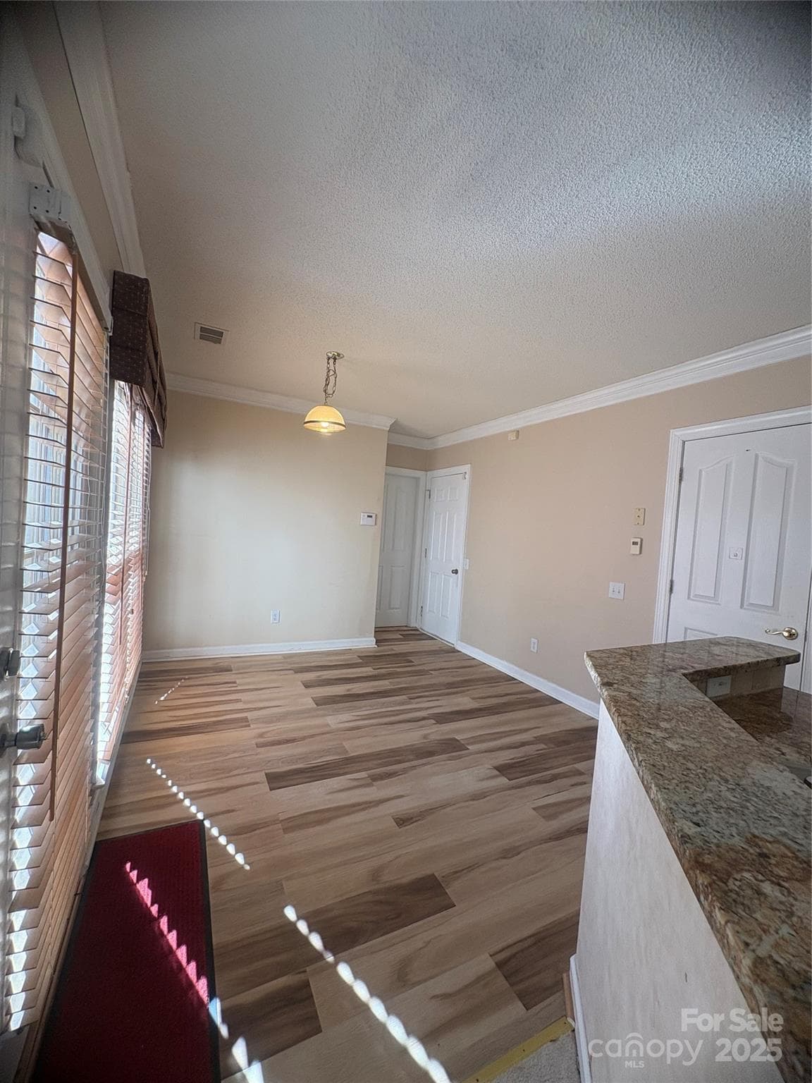 Dining Room - Charlotte