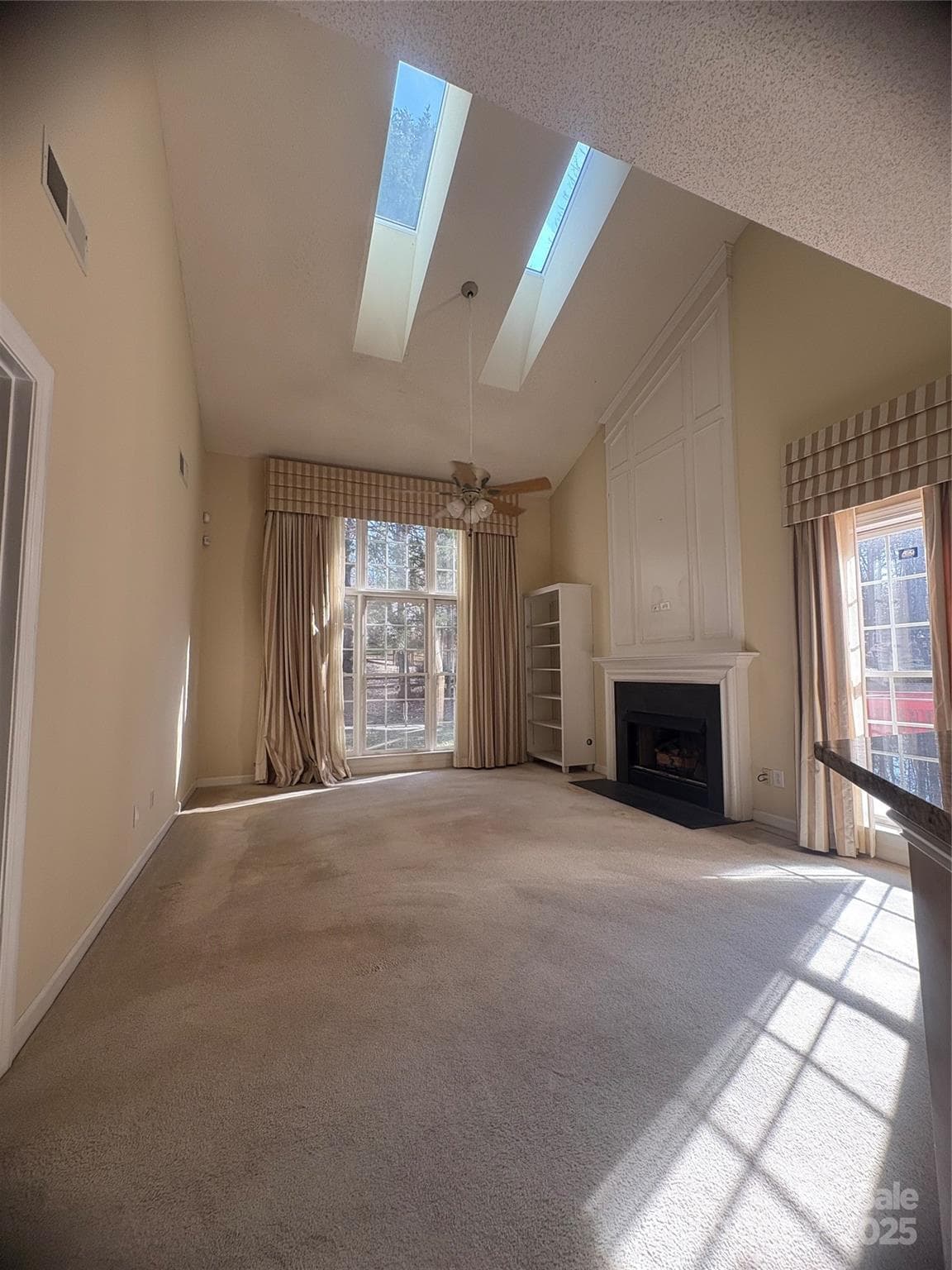 Family Room - Charlotte
