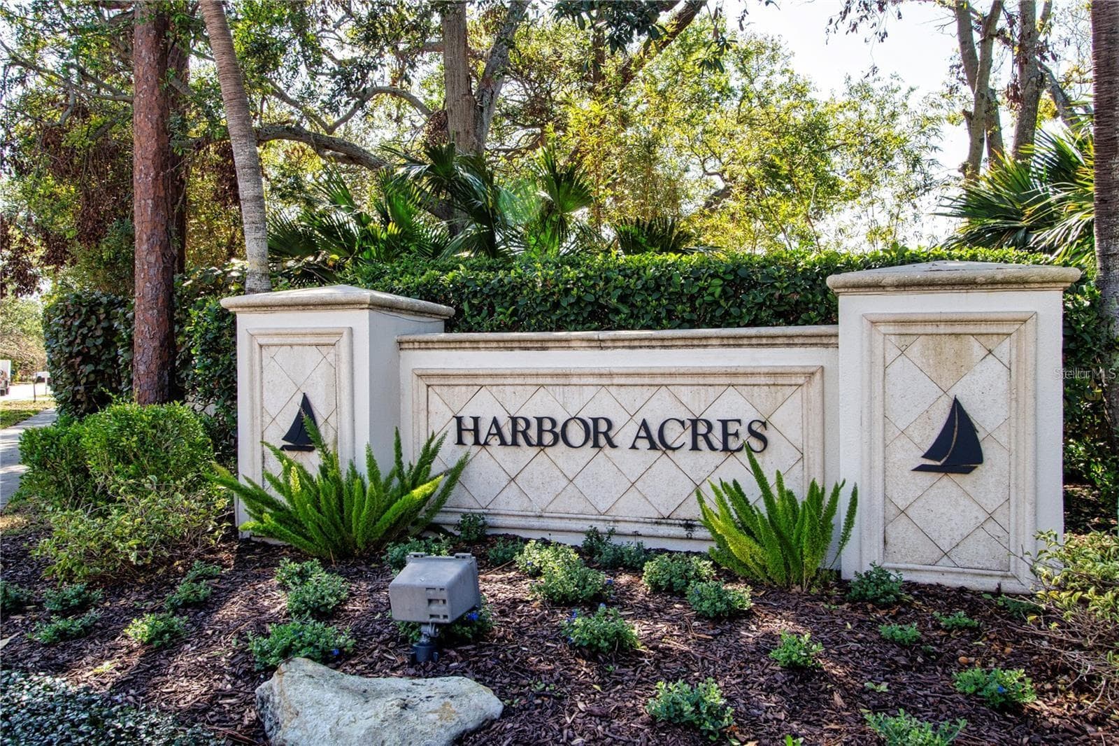 1509 FLOWER DR