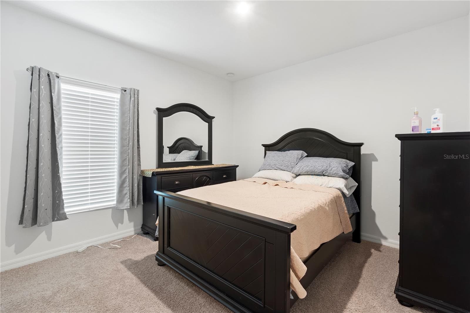Single Family Residence at 236 AQUAMARINE LN, KISSIMMEE, photo 11 of 31