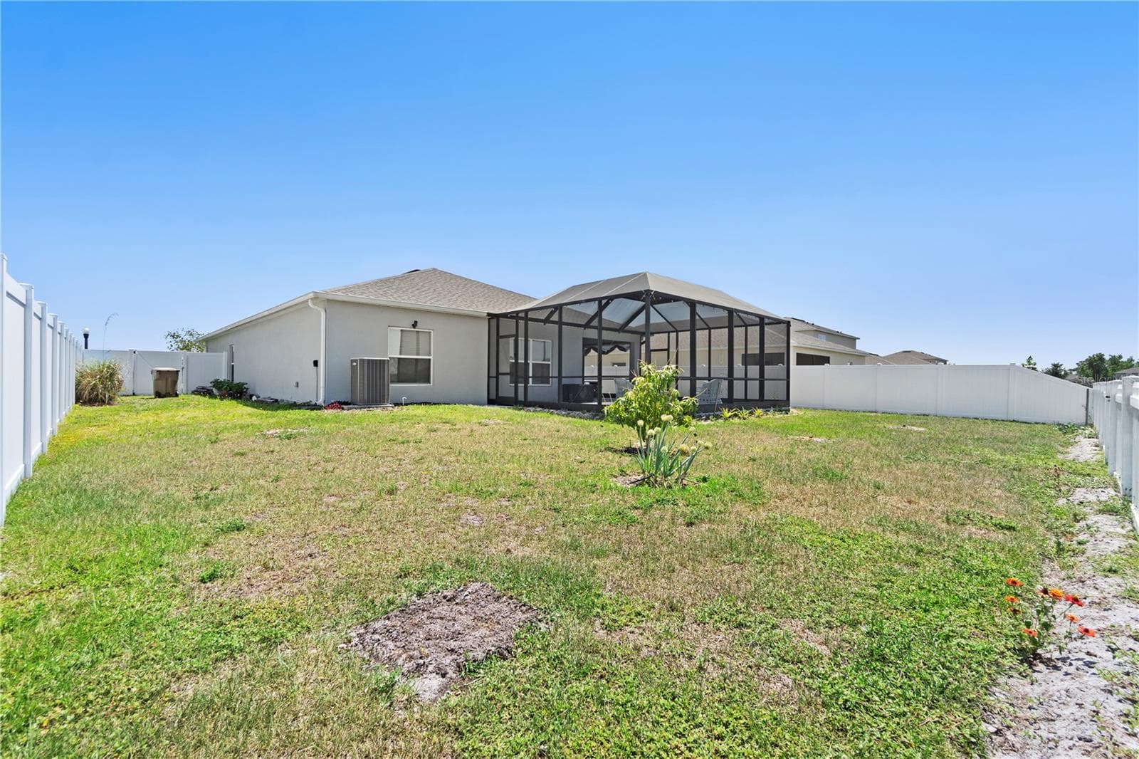 Single Family Residence at 236 AQUAMARINE LN, KISSIMMEE, photo 18 of 31