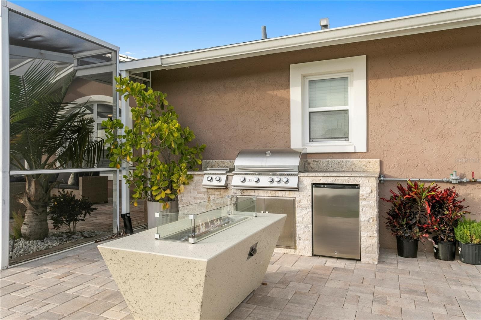 Single Family Residence at 1320 52ND AVE NE, ST PETERSBURG, photo 49 of 92