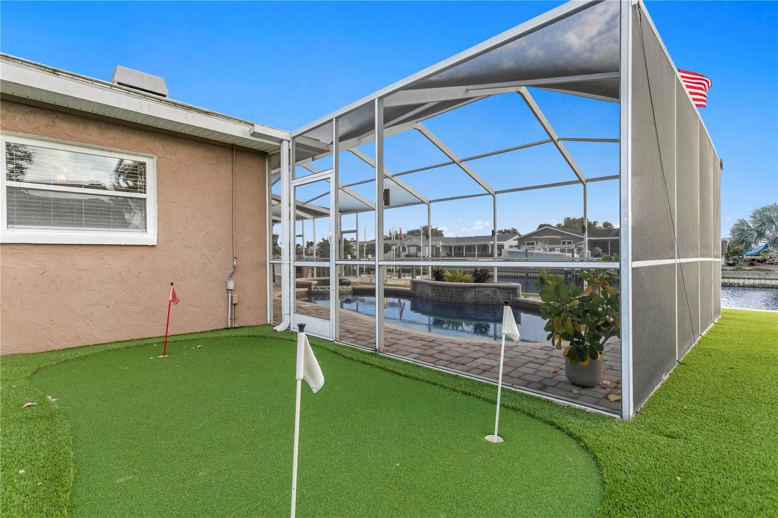 Single Family Residence at 1320 52ND AVE NE, ST PETERSBURG, photo 54 of 92