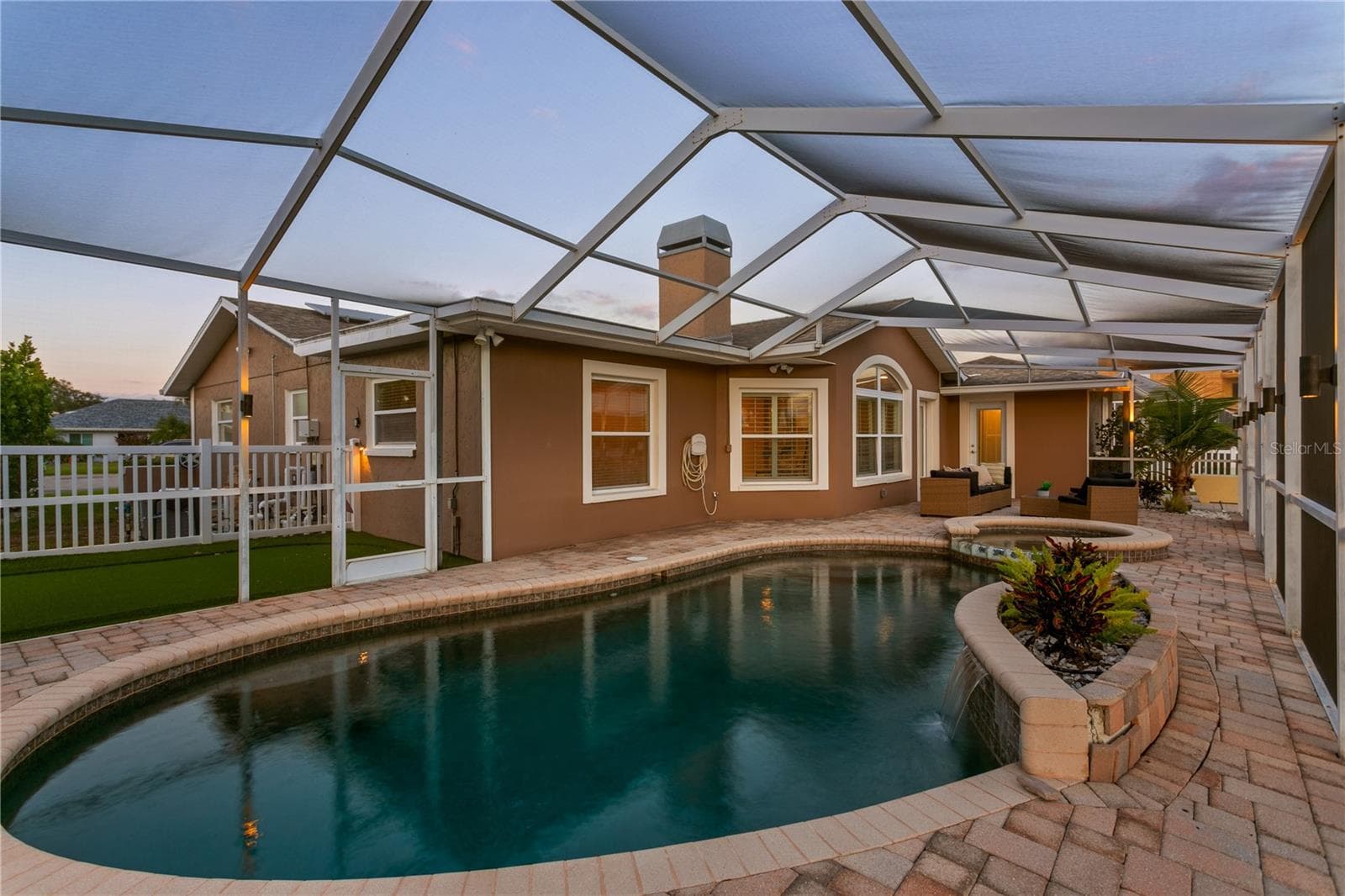 Single Family Residence at 1320 52ND AVE NE, ST PETERSBURG, photo 61 of 92