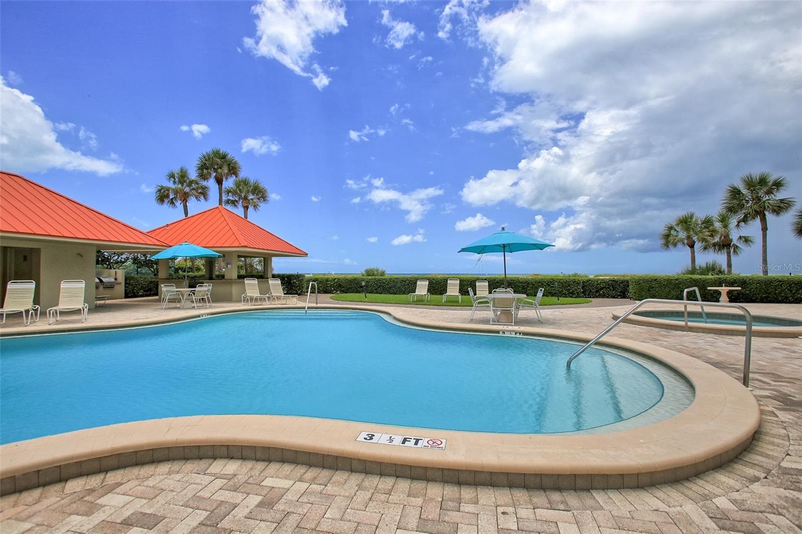 Condominium at 1290 GULF BLVD #903, CLEARWATER BEACH, photo 2 of 40