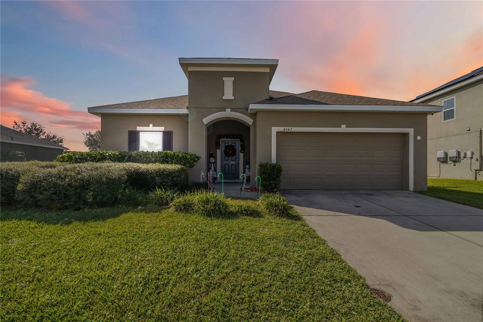 4042 ETERNITY CIR