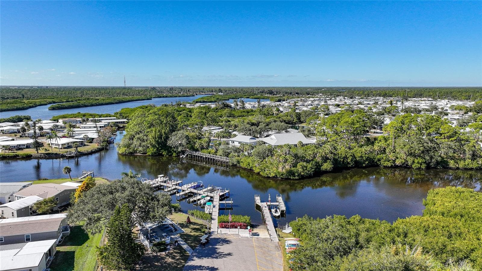 Manufactured Home at 495 SCHOONER ST, NORTH PORT, photo 61 of 67