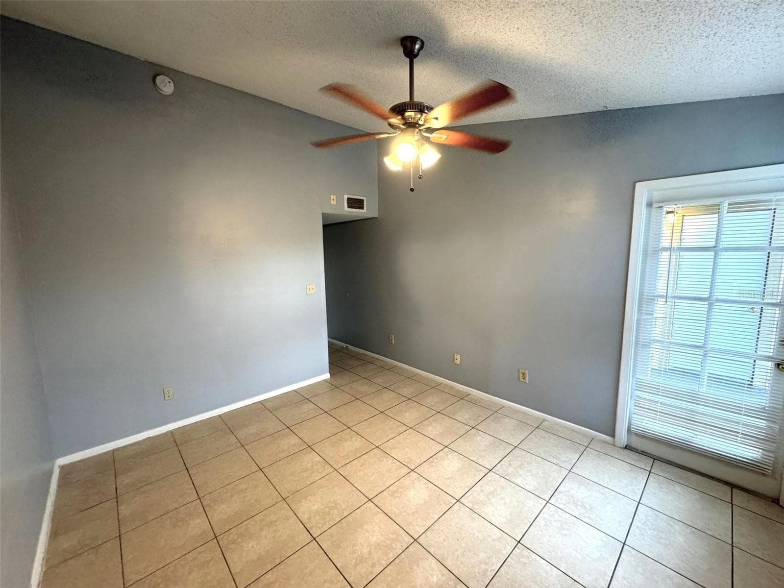 Condominium at 1924 LAKE ATRIUMS CIR #56, ORLANDO, photo 7 of 20