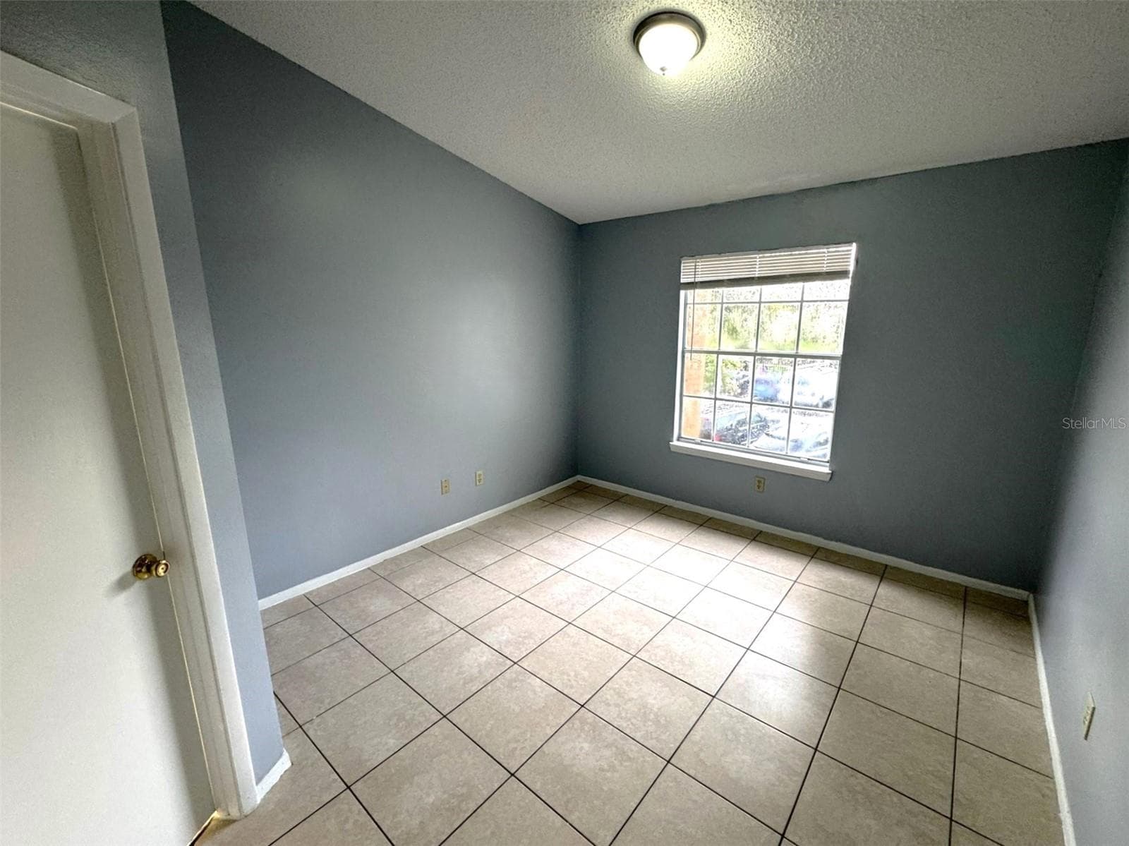 Condominium at 1924 LAKE ATRIUMS CIR #56, ORLANDO, photo 9 of 20