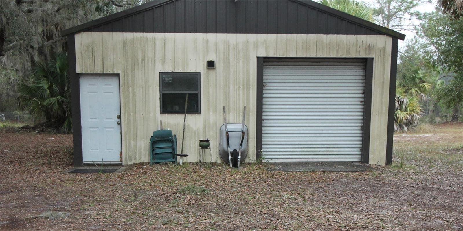 720 Square Foot Barn - 8725 TREASURE ISLAND RD, LEESBURG