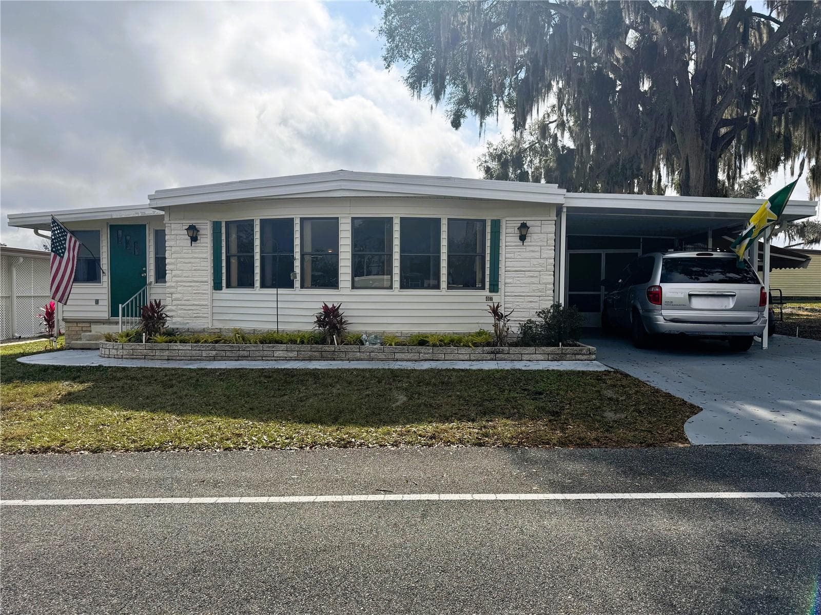 407 PALO VERDE DR