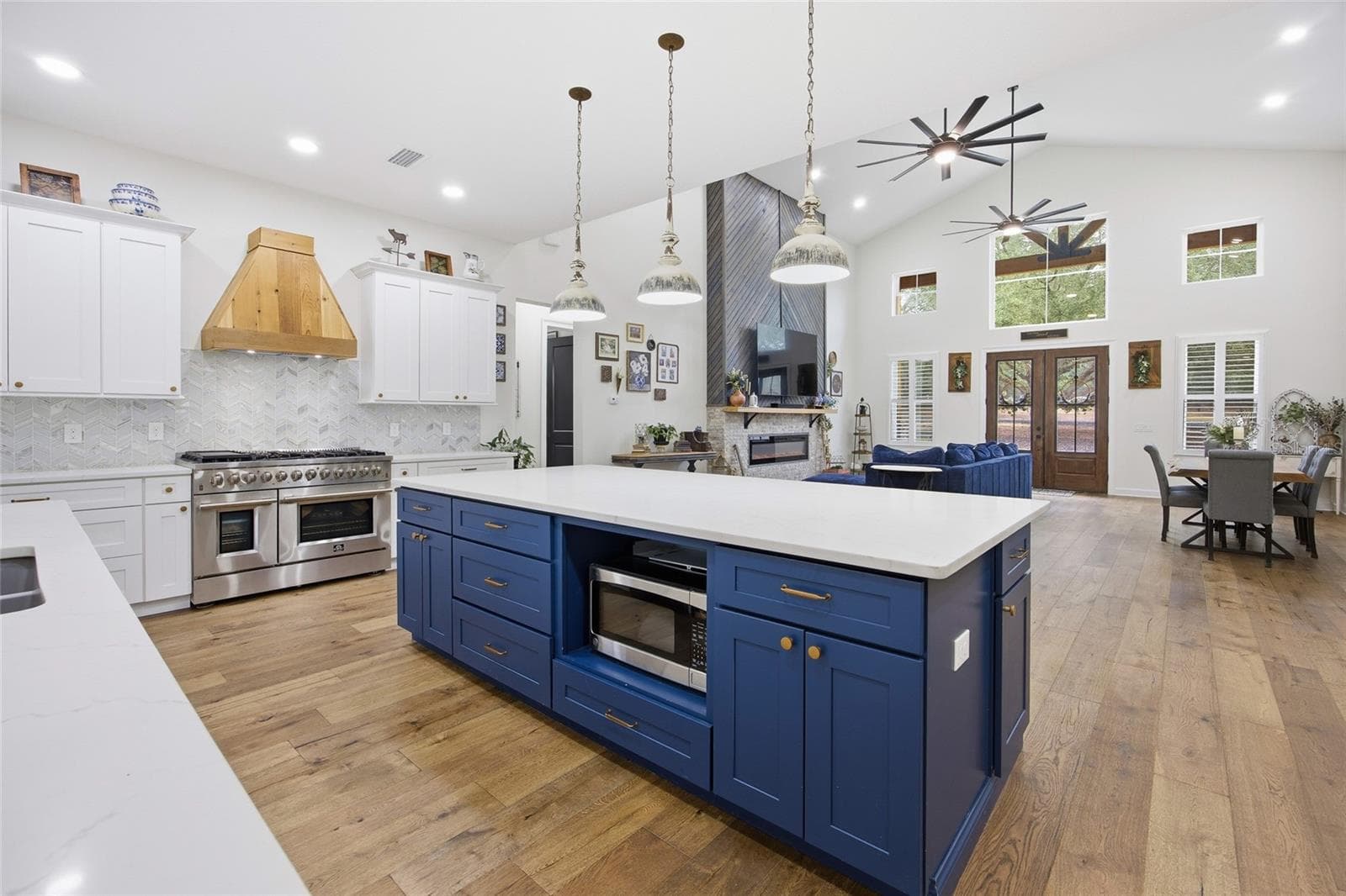 main house kitchen - 12052 SE 101ST COURT RD, BELLEVIEW