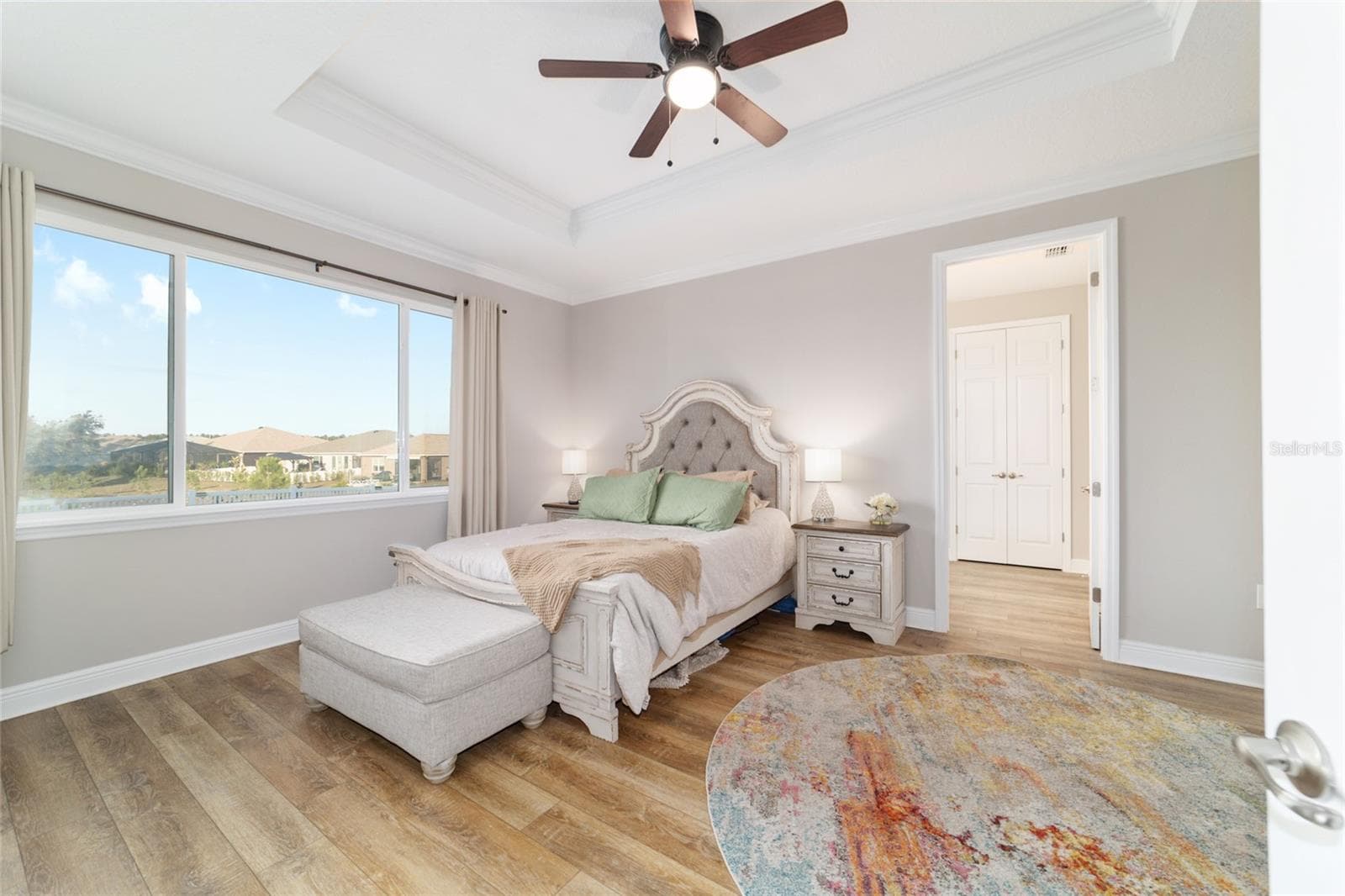 Tray ceiling and crown molding in Primary BR - 10453 SW 99TH LN, OCALA