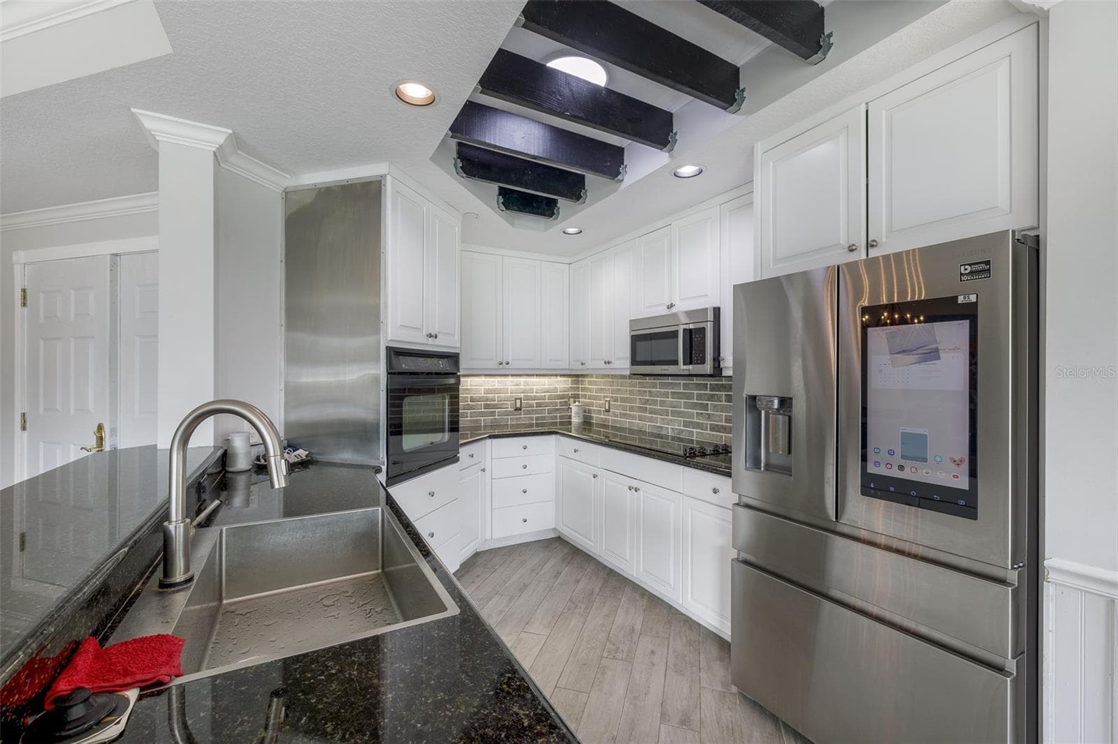 Condominium at 555 5TH AVE NE #183, ST PETERSBURG, photo 9 of 21